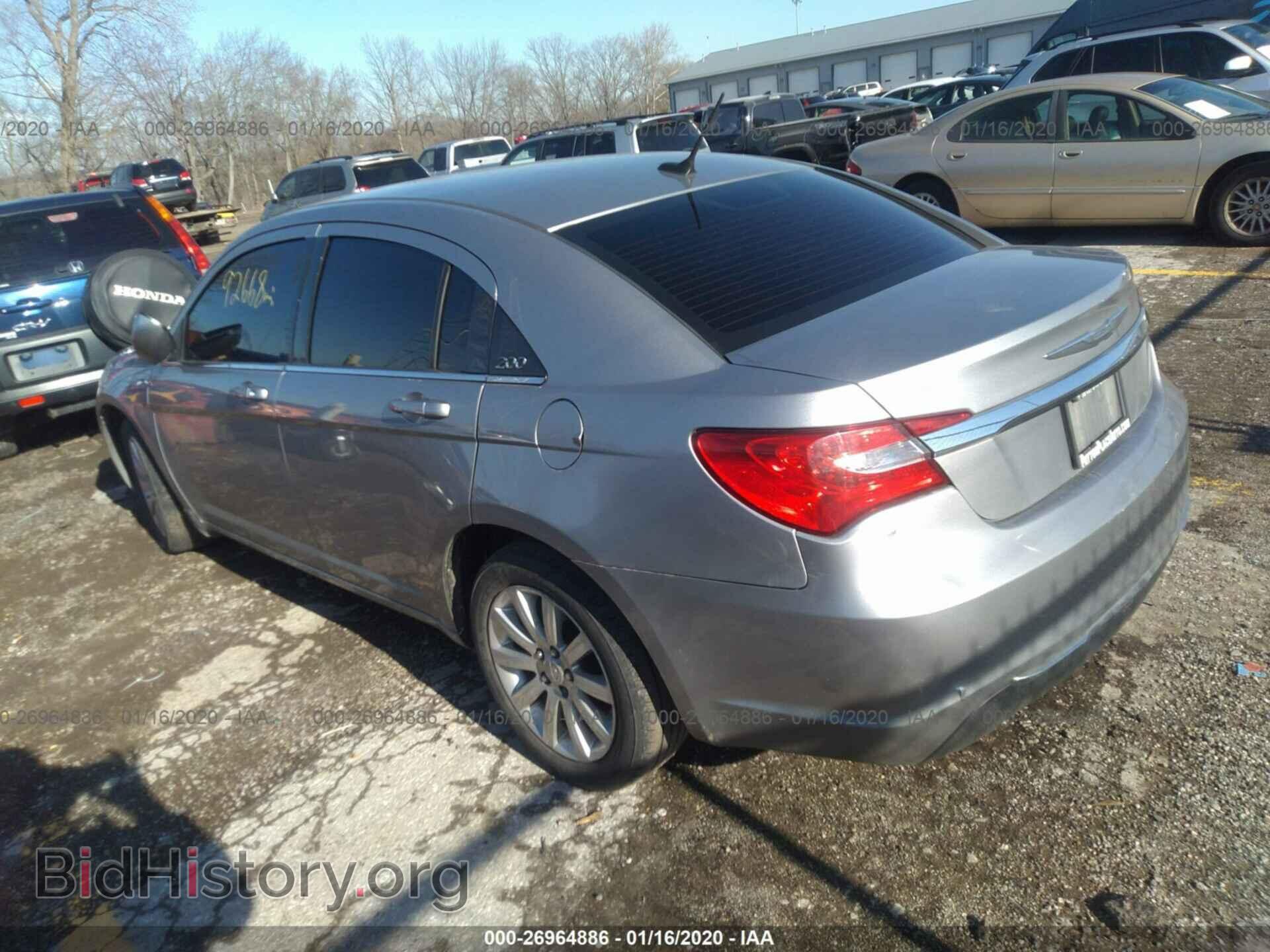 2013 CHRYSLER 200 - VIN: 1C3CCBBB4DN738881 - Photo 3