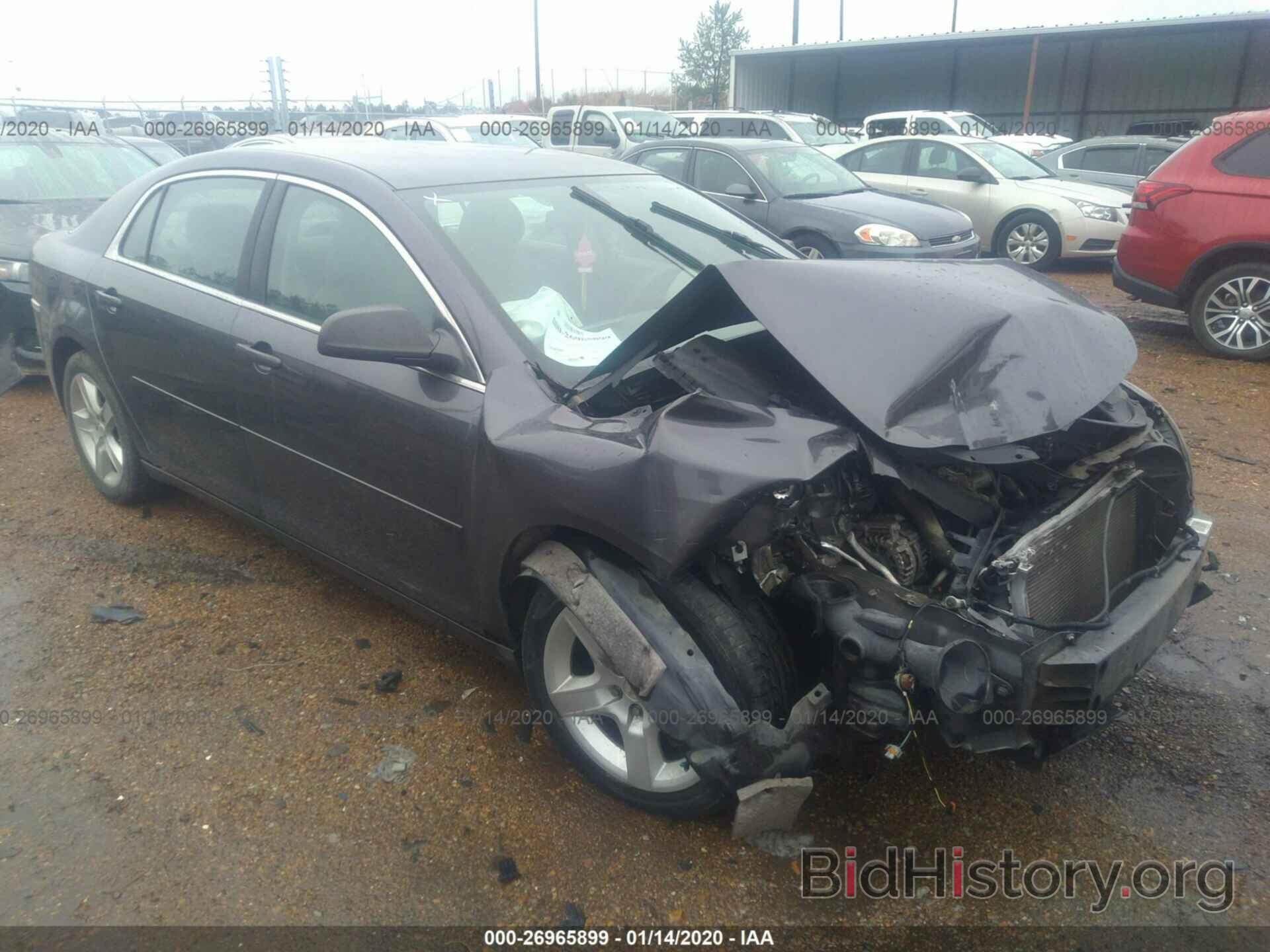 Photo 1G1ZA5E05A4137075 - CHEVROLET MALIBU 2010