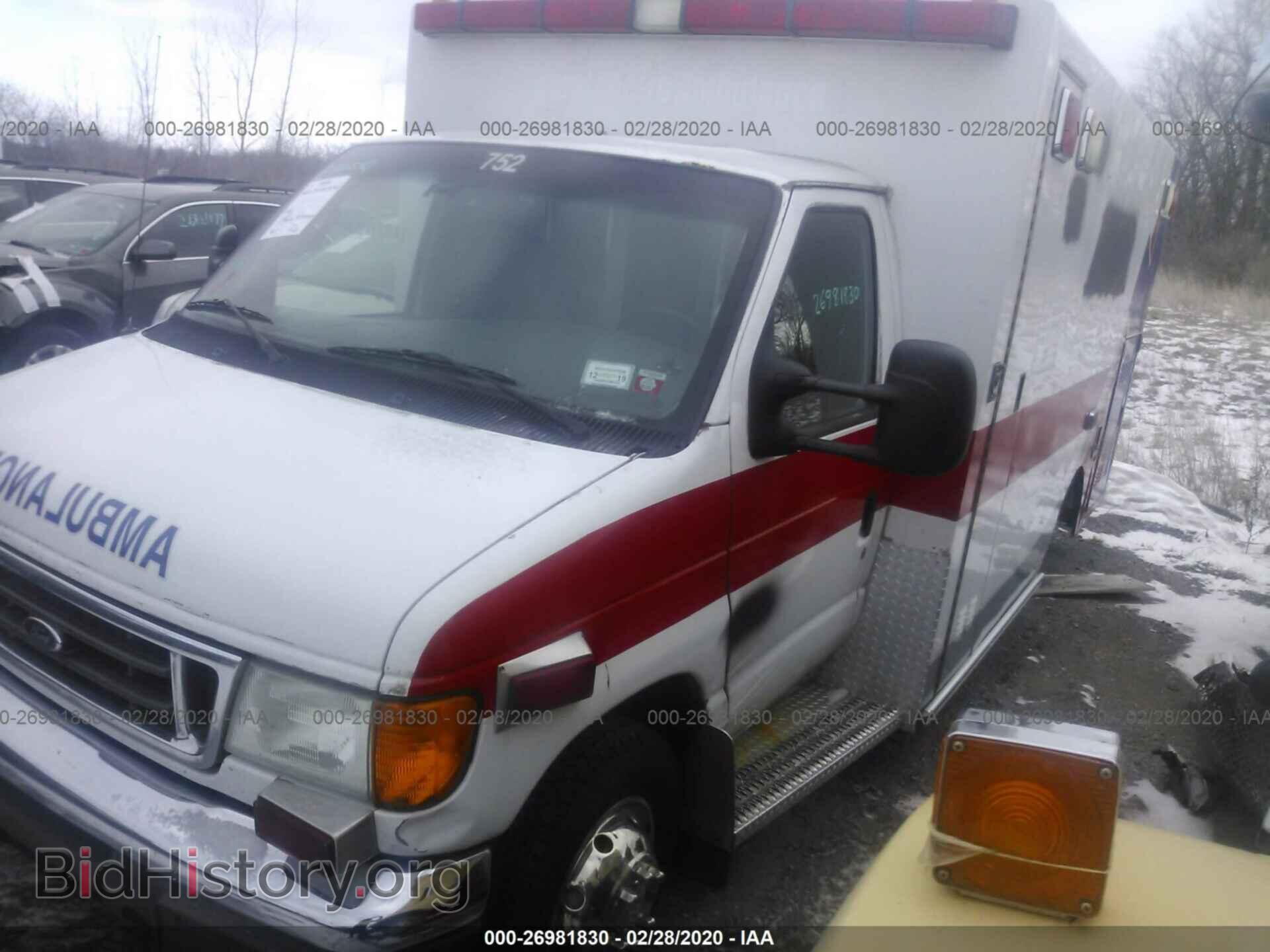 2006 FORD ECONOLINE - VIN: 1FDXE45P96HA58854 - Фото 2