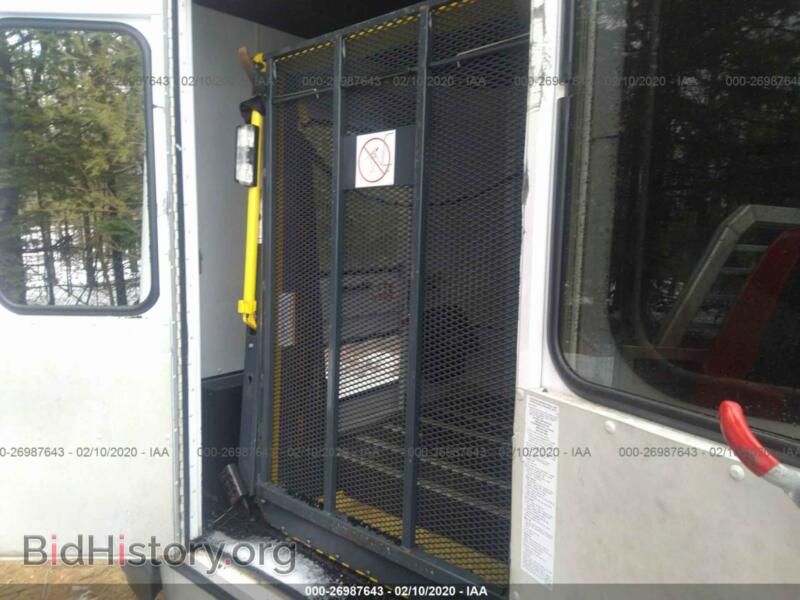 2010 Ford ECONOLINE (VIN 1FDEE3FL8ADB00220) — фото 7 из 11