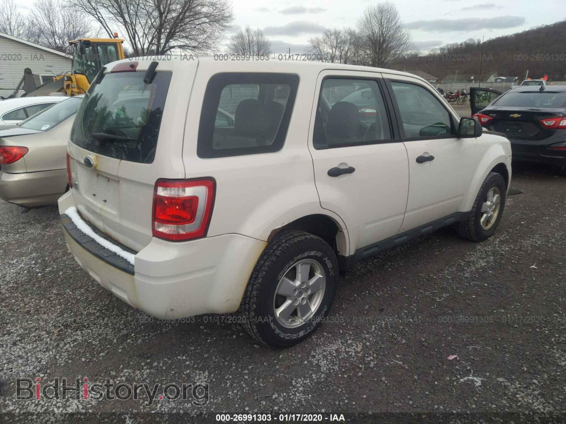 2011 FORD ESCAPE - VIN: 1FMCU0C79BKA67077 - Photo 4