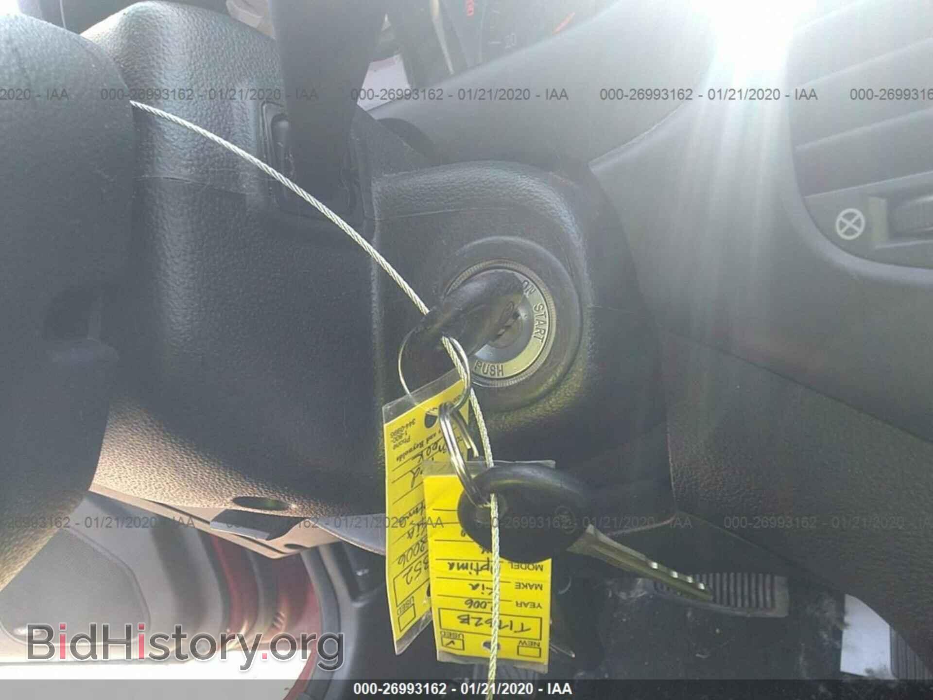 2006 KIA OPTIMA - VIN: KNAGE124665045653 - Фото 11