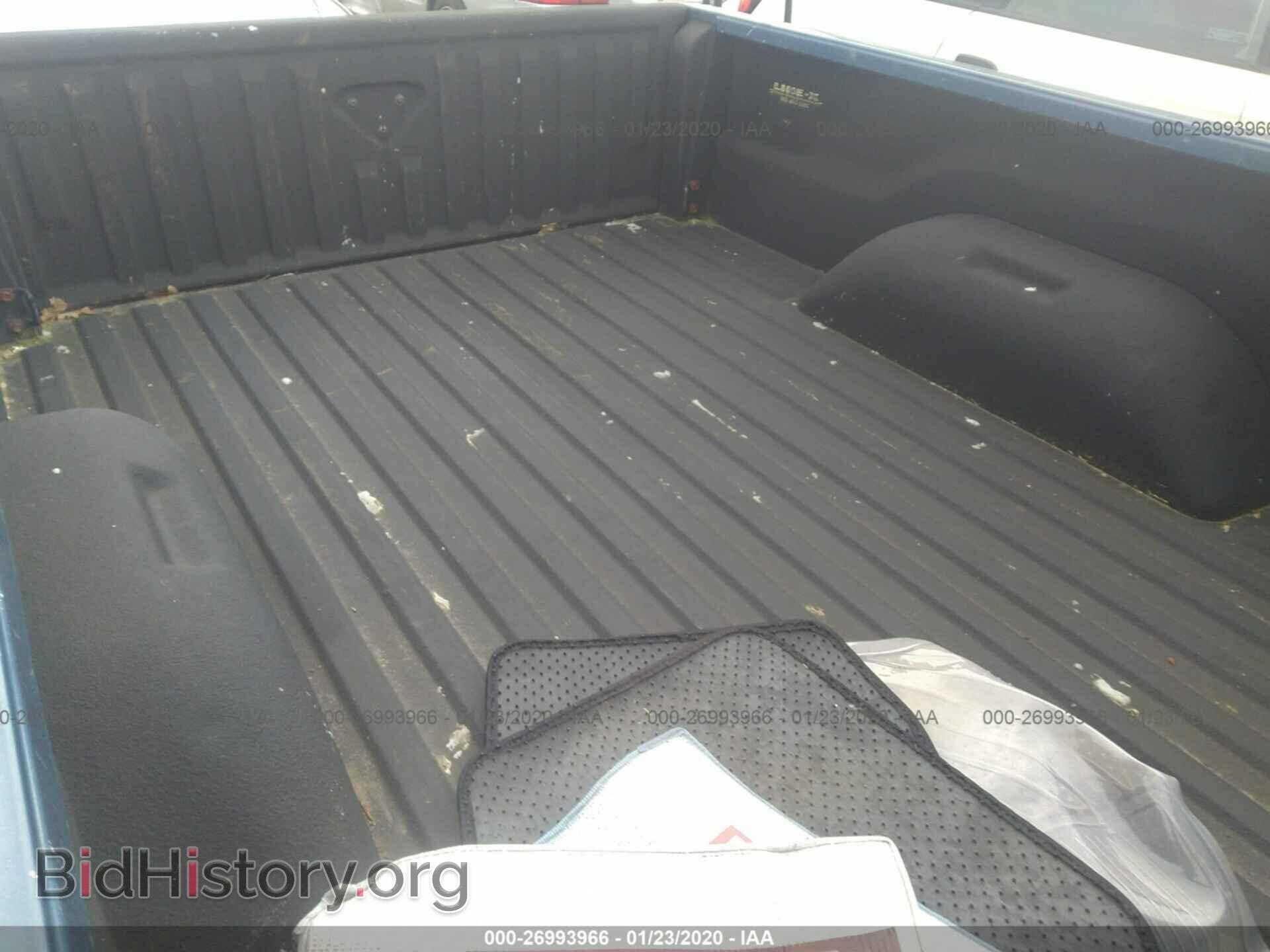 2002 DODGE DAKOTA - VIN: 1B7FL36X02S556209 - Фото 8