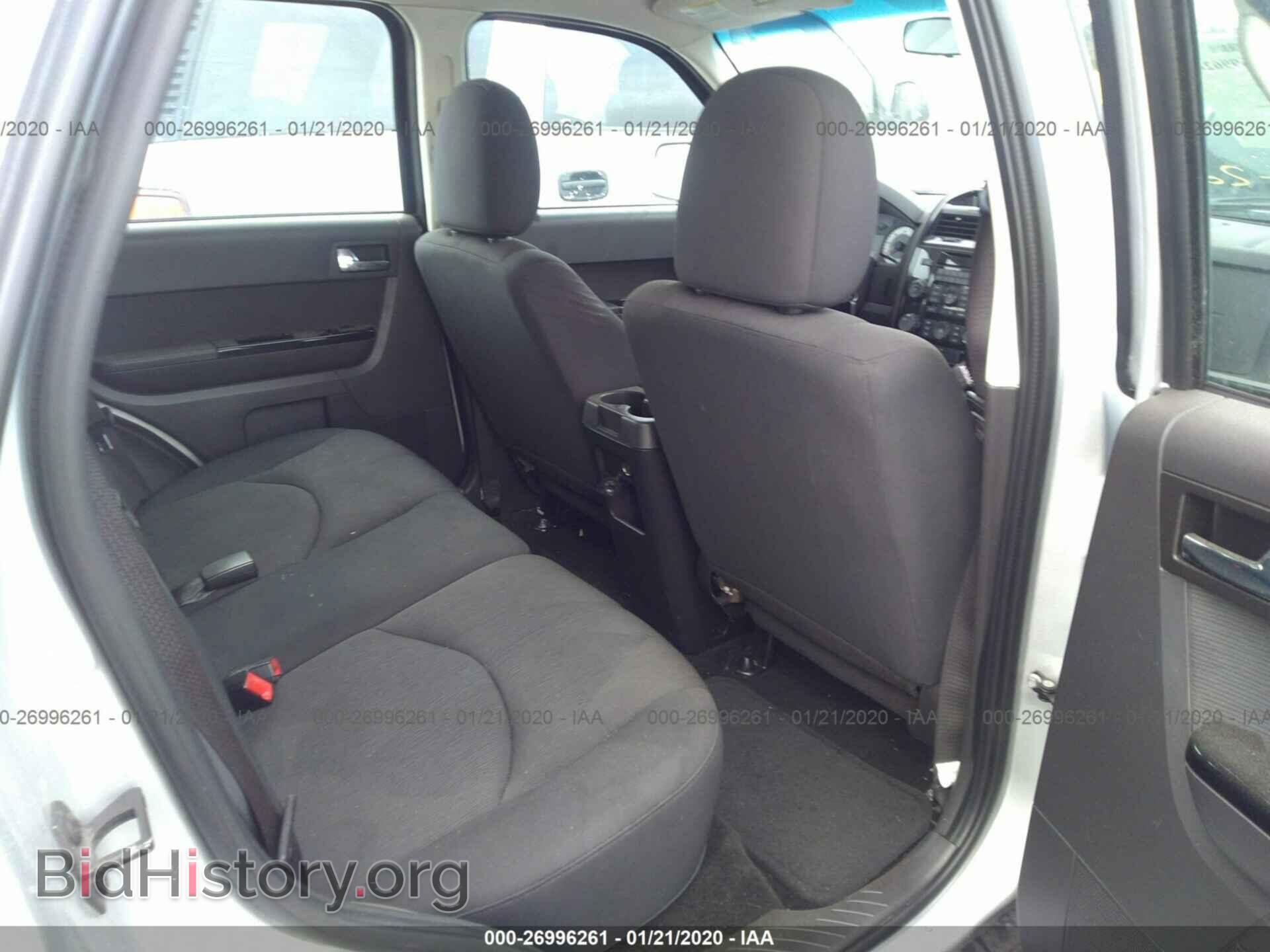 2011 MAZDA TRIBUTE - VIN: 4F2CY9C70BKM06208 - Фото 8