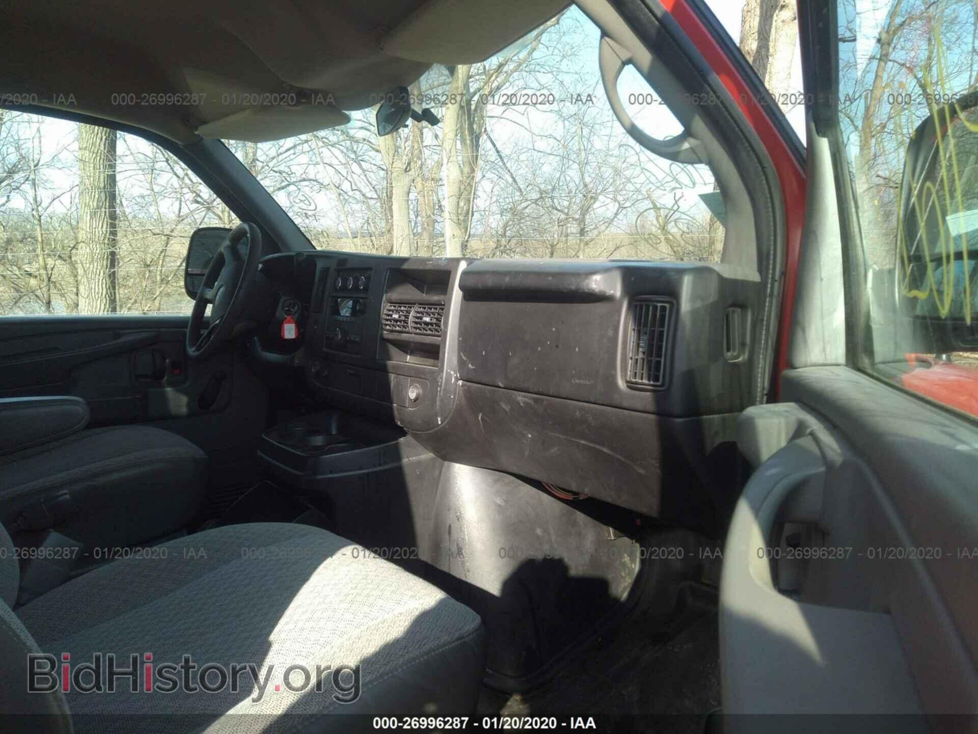 2012 GMC SAVANA - VIN: 1GTS7AF4XC1101503 - Фото 9