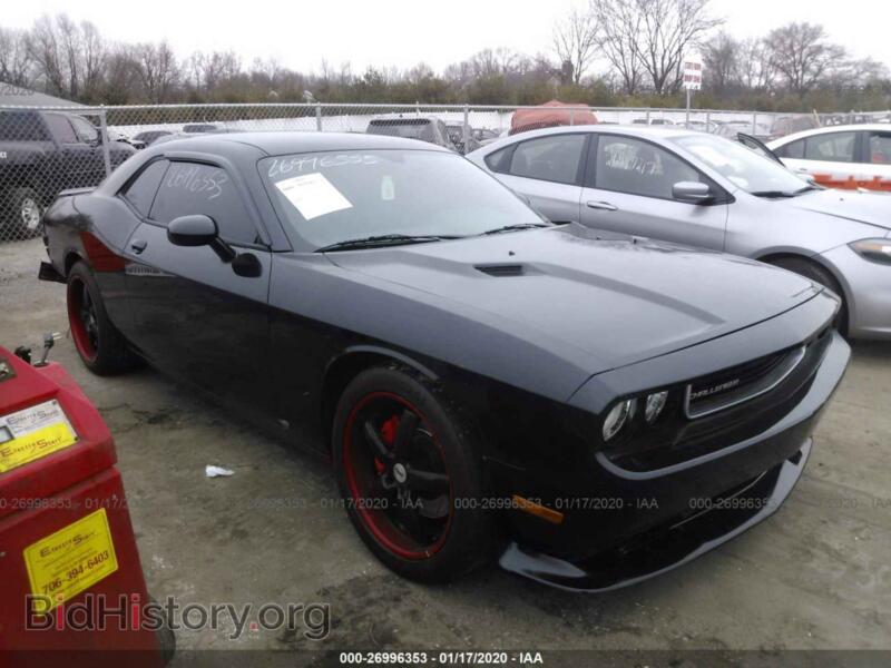 2011 Dodge CHALLENGER SRT-8 (VIN 2B3CJ7DJ7BH599811) — фото 1 из 11, IAAI, повреждение: левая задняя часть