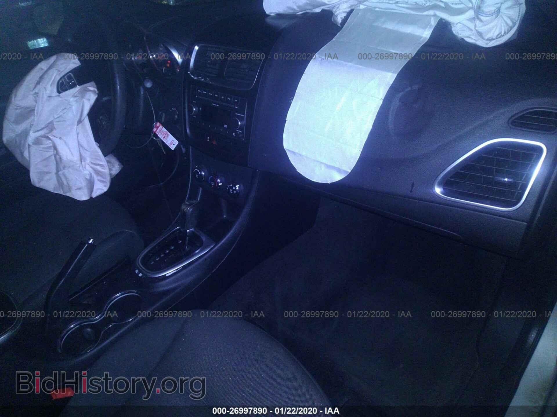 2011 DODGE AVENGER - VIN: 1B3BD4FB5BN610187 - Photo 5