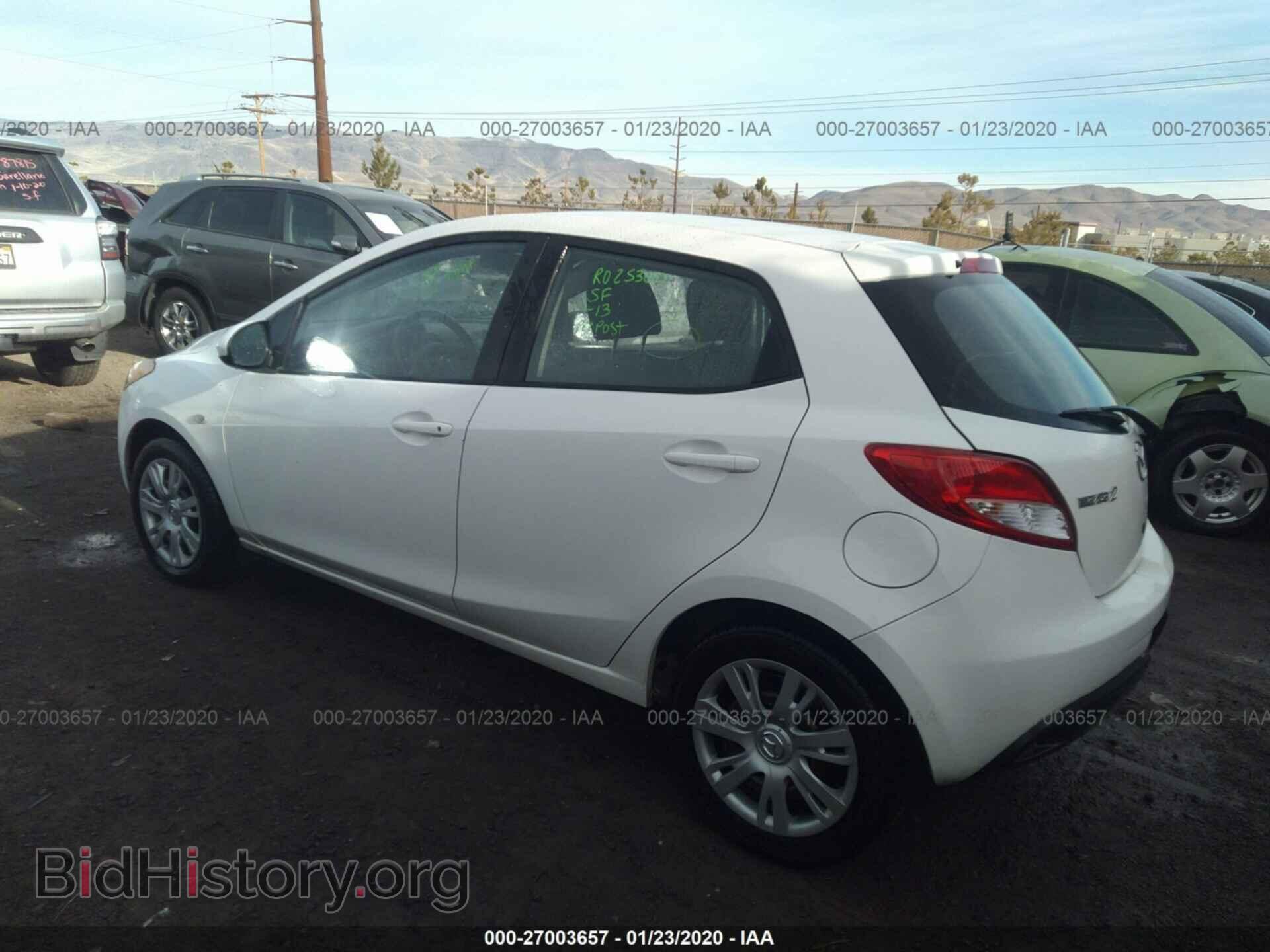 2014 MAZDA MAZDA2 - VIN: JM1DE1KZ4E0186119 - Фото 3