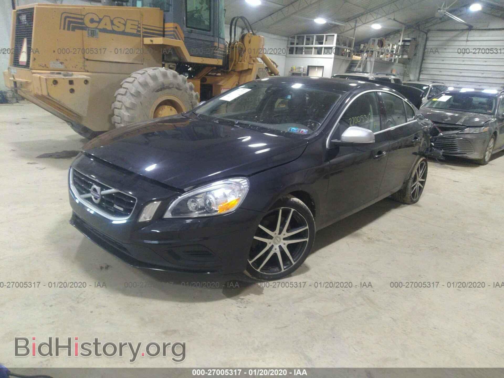 2012 VOLVO S60 - VIN: YV1902FH8C2098794 - Фото 2