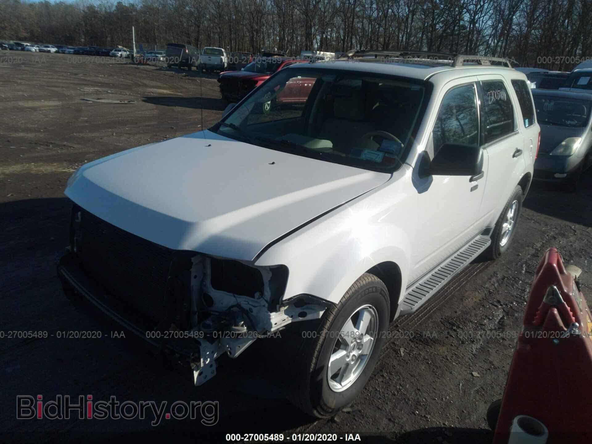 2011 FORD ESCAPE - VIN: 1FMCU9DG3BKA60127 - Photo 2