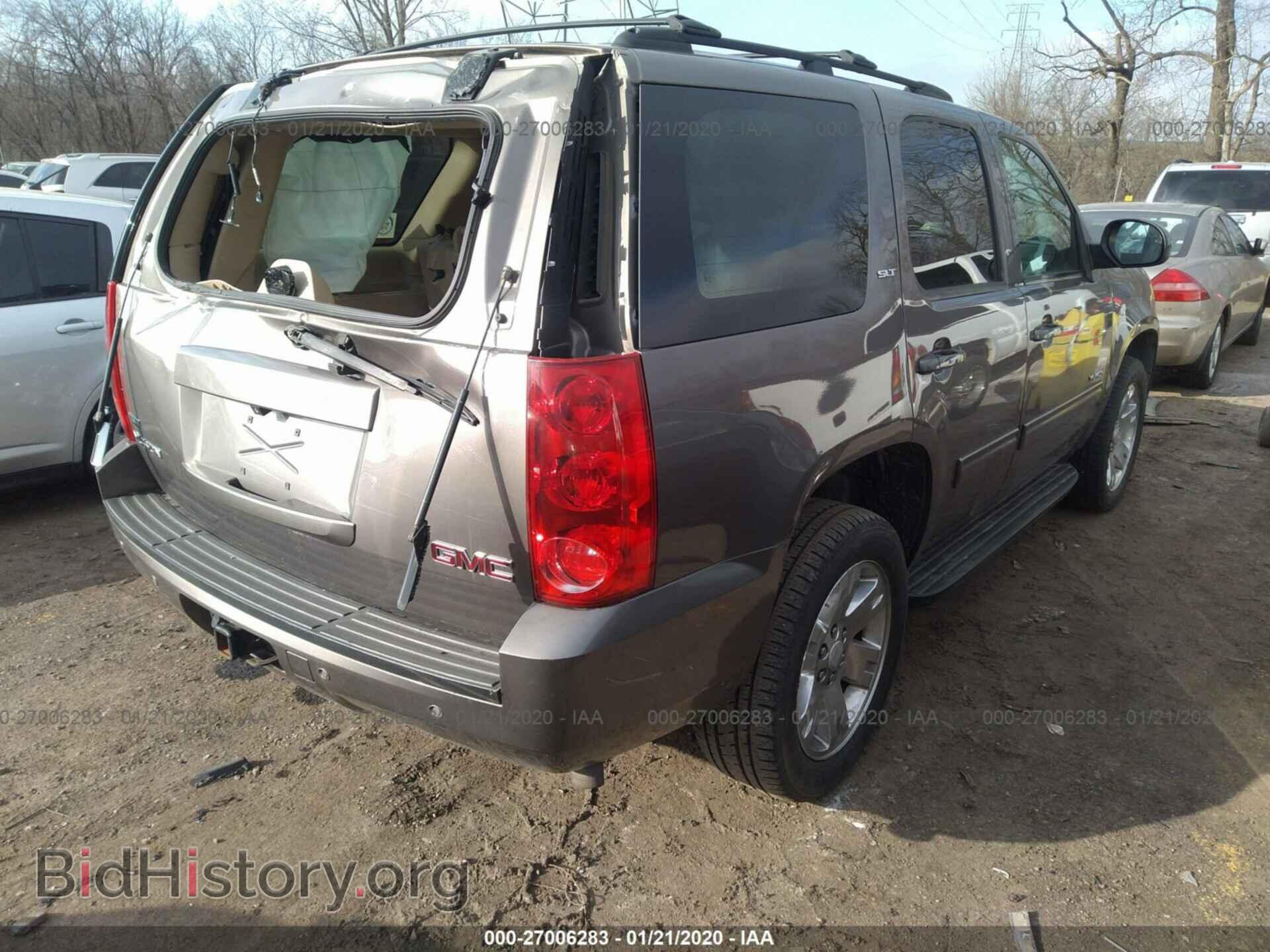 2011 GMC YUKON - VIN: 1GKS2CE00BR304526 - Photo 4