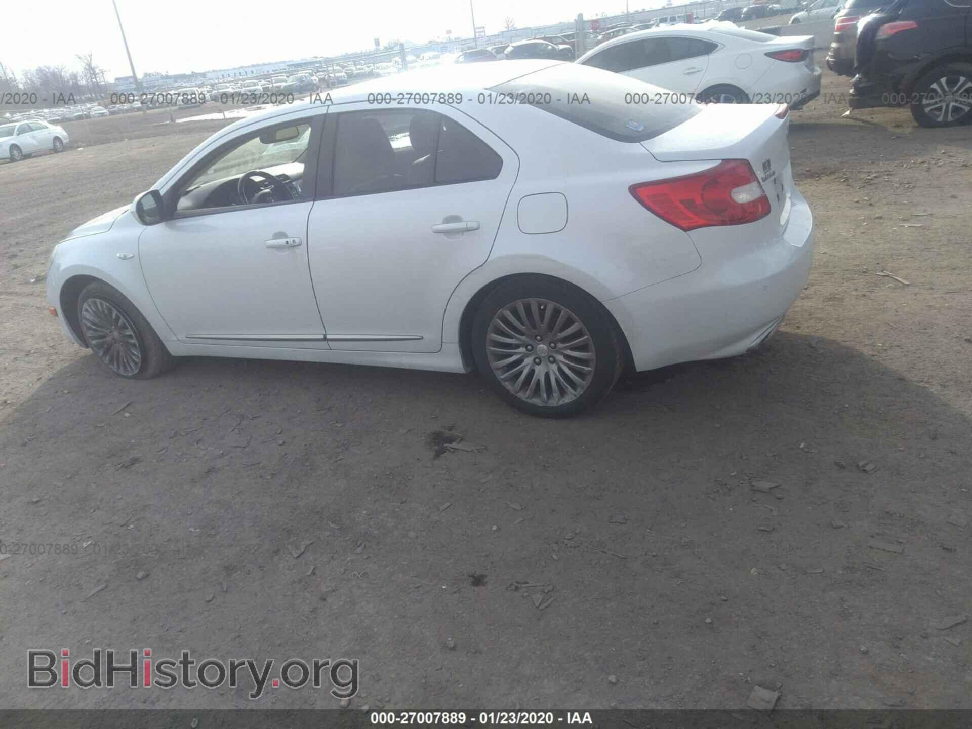 2010 SUZUKI KIZASHI - VIN: JS2RE9A73A6100476 - Photo 3