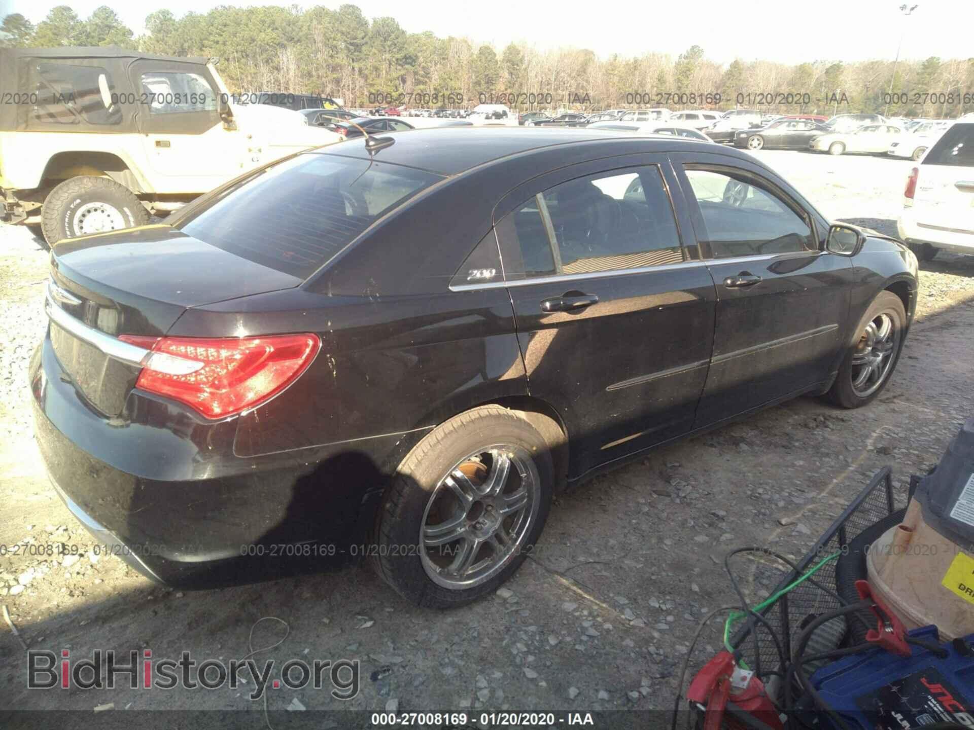 2011 CHRYSLER 200 - VIN: 1C3BC1FG3BN547252 - Фото 4