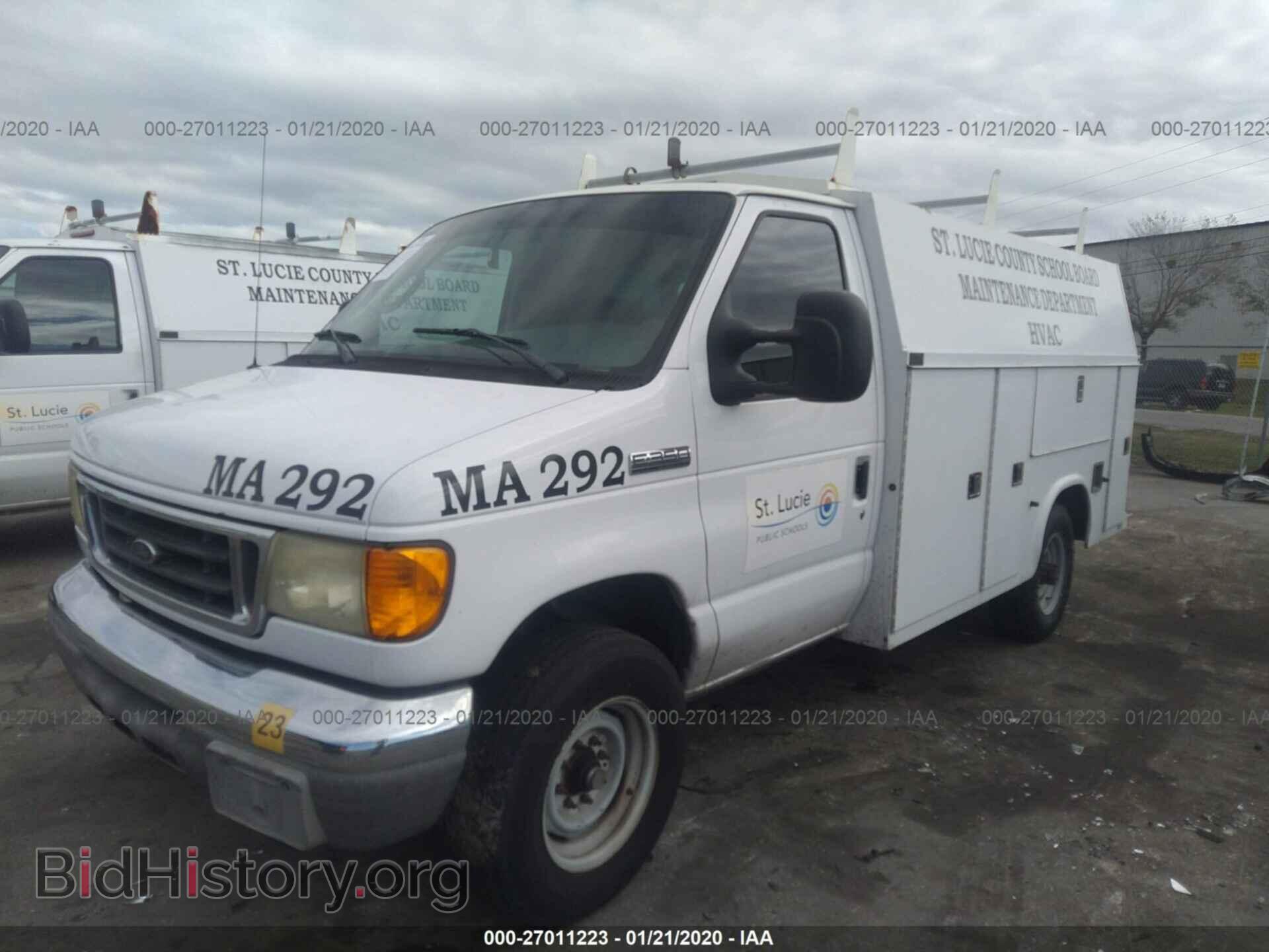 2007 FORD ECONOLINE - VIN: 1FDSE35P27DA96262 - Фото 2