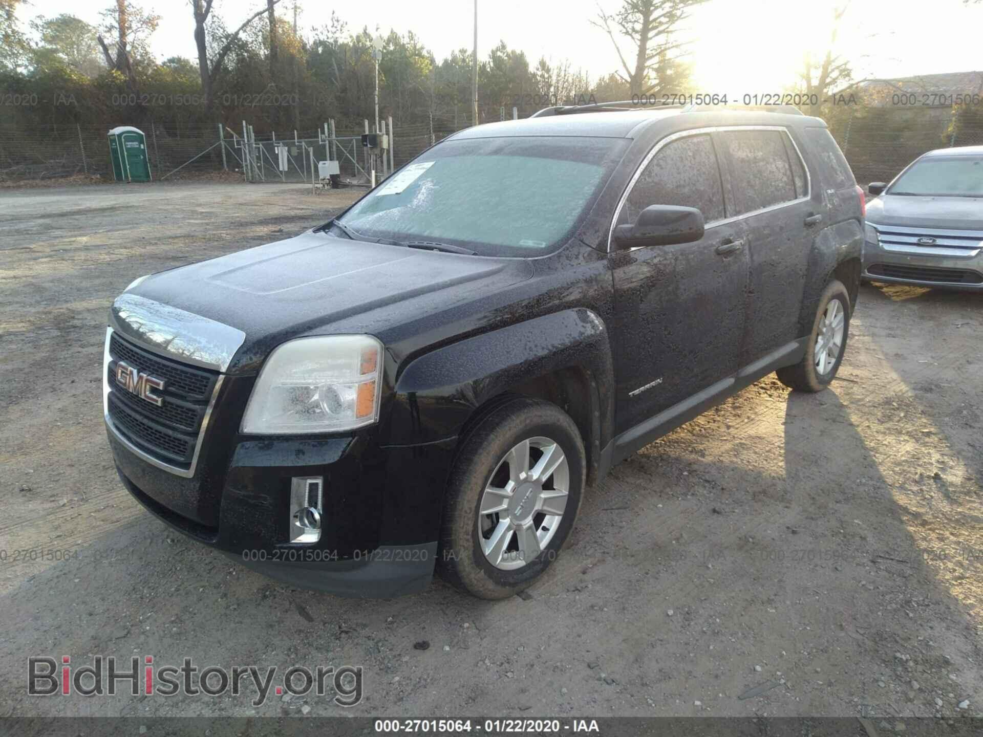 2010 GMC TERRAIN - VIN: 2CTALDEW0A6361824 - Photo 2