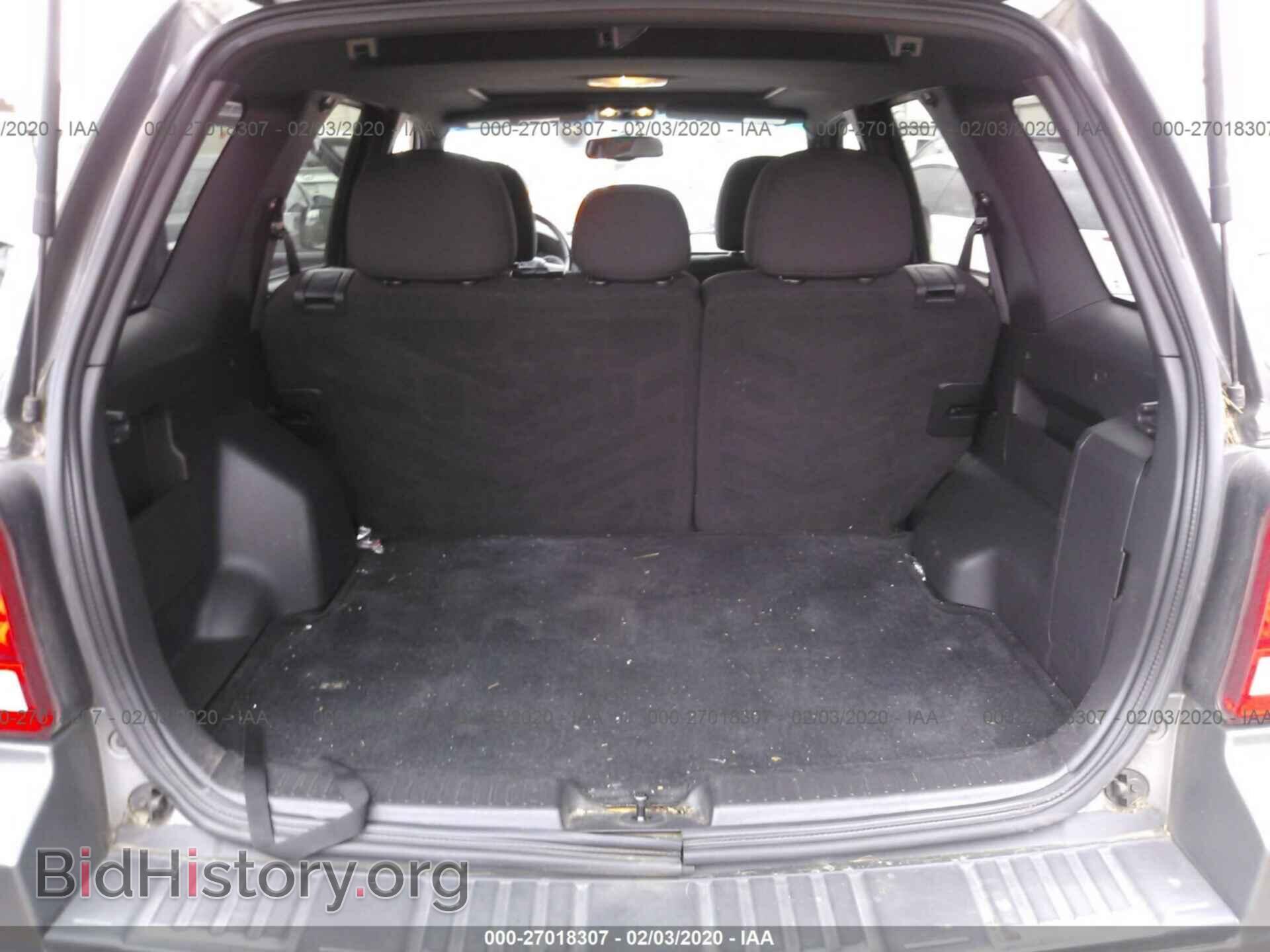 2011 FORD ESCAPE - VIN: 1FMCU9D73BKB36901 - Photo 8