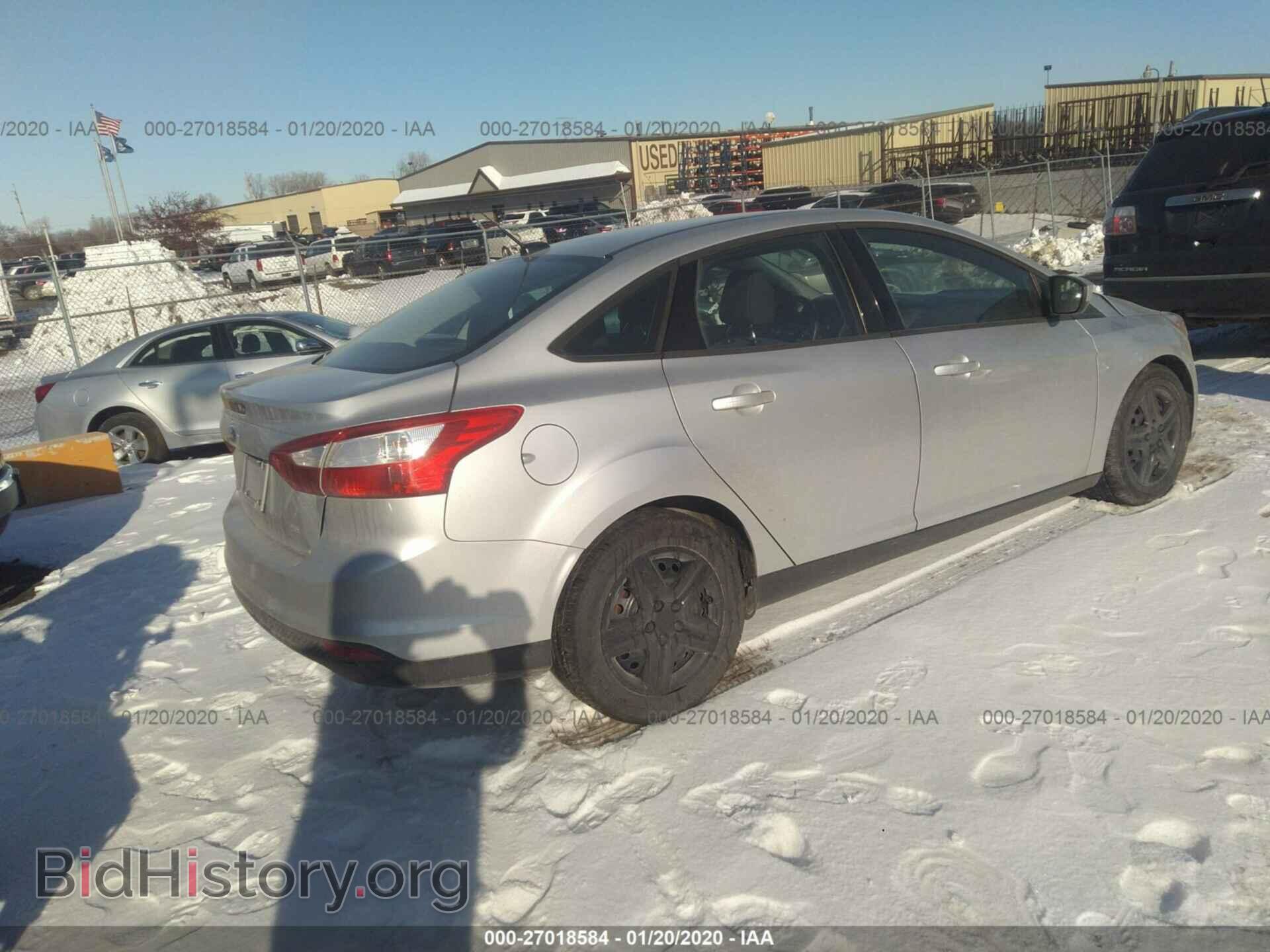 2012 FORD FOCUS - VIN: 1FAHP3F23CL221206 - Photo 4