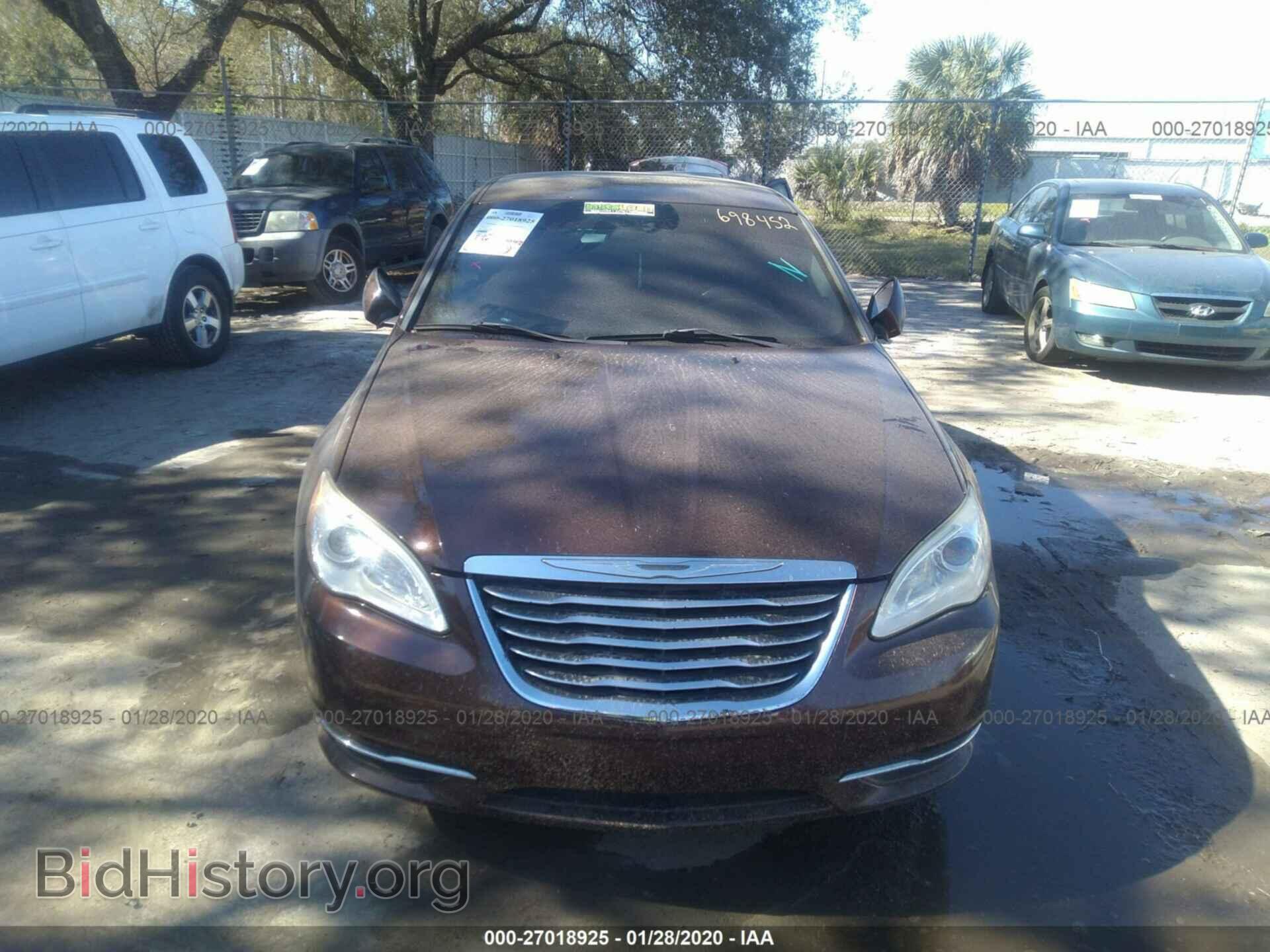2013 CHRYSLER 200 - VIN: 1C3CCBAB8DN698452 - Фото 6