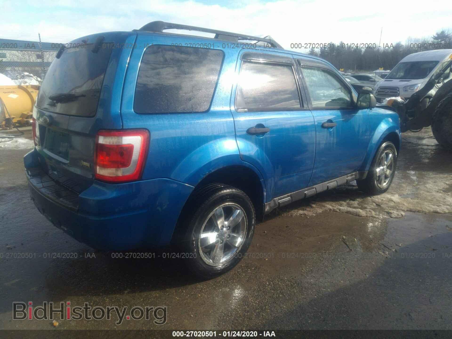 2011 FORD ESCAPE - VIN: 1FMCU9DG2BKB06921 - Фото 4