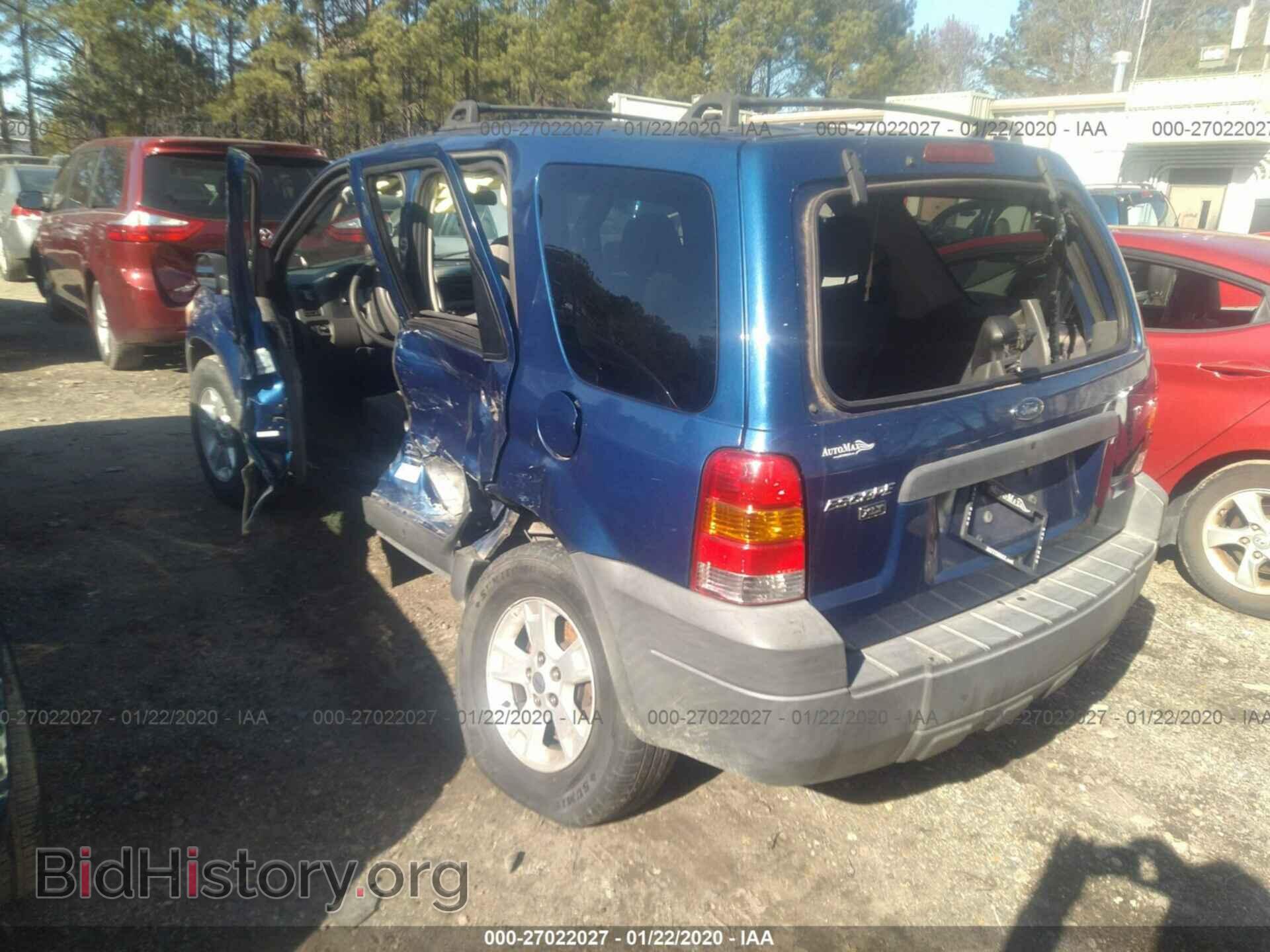 2007 FORD ESCAPE - VIN: 1FMCU93117KA90814 - Фото 3