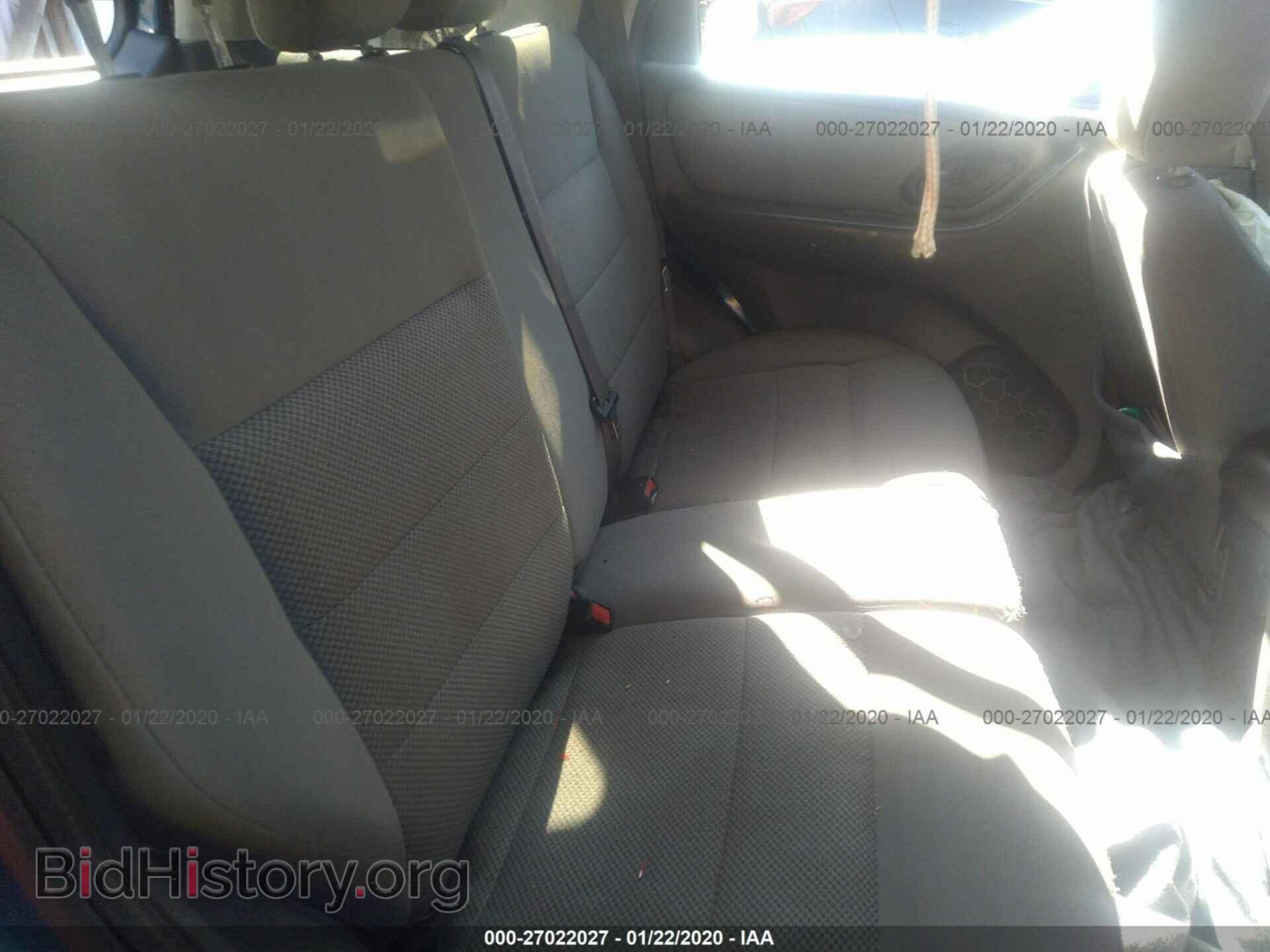 2007 FORD ESCAPE - VIN: 1FMCU93117KA90814 - Фото 8