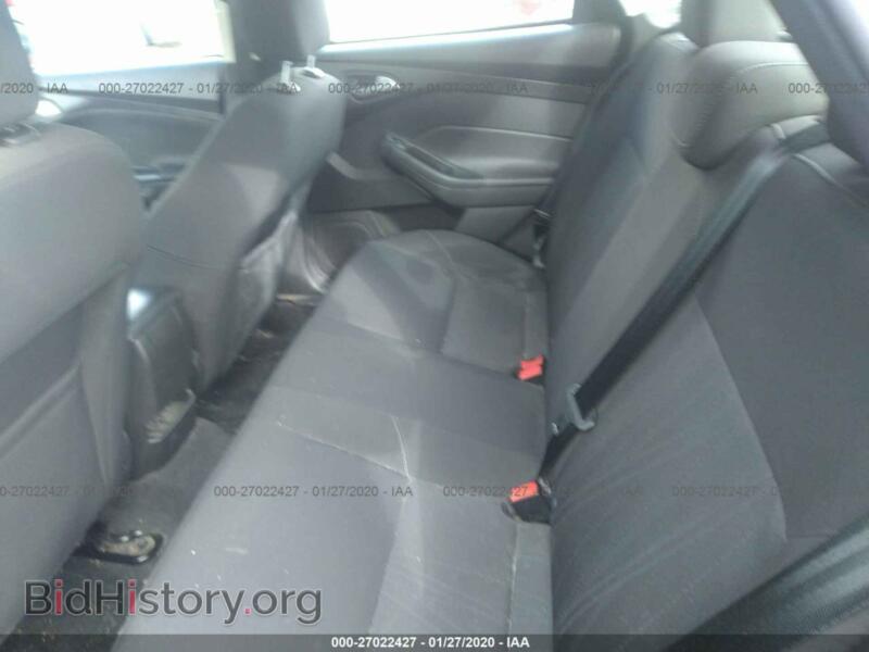 2016 Ford FOCUS (VIN 1FADP3F2XGL287370) — photo 8 of 11