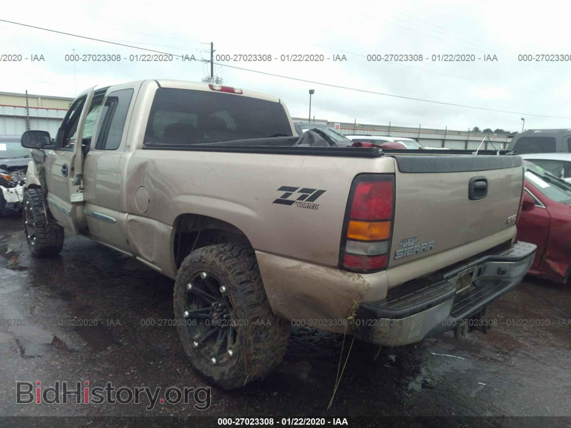 2004 GMC NEW SIERRA - VIN: 2GTEC19T541308288 - Фото 3