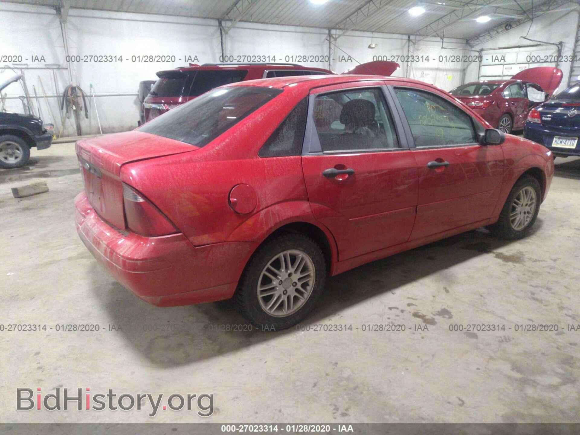 2007 FORD FOCUS - VIN: 1FAFP34N47W311215 - Фото 4