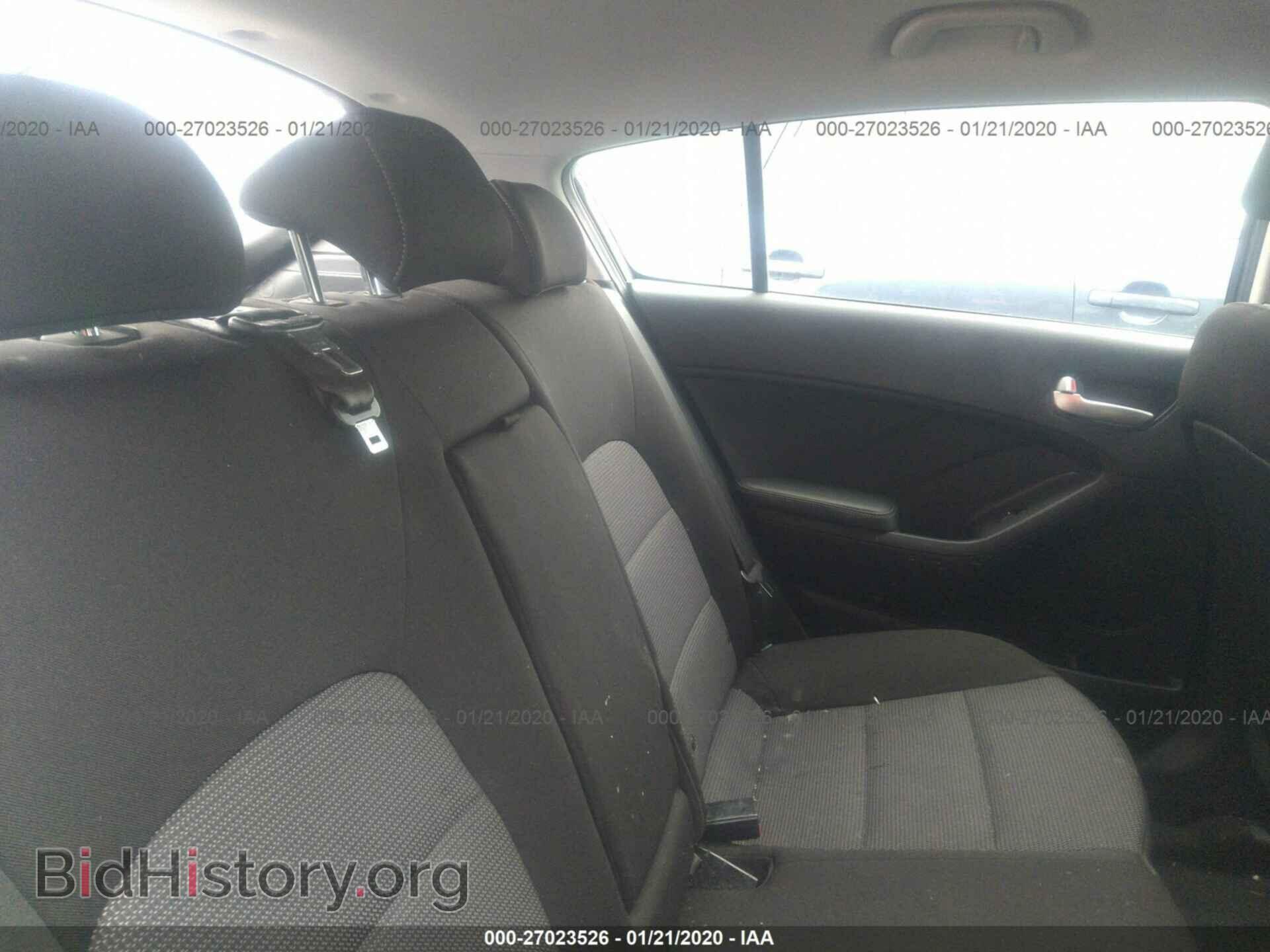 2017 KIA FORTE - VIN: KNAFK5A88H5706425 - Фото 8