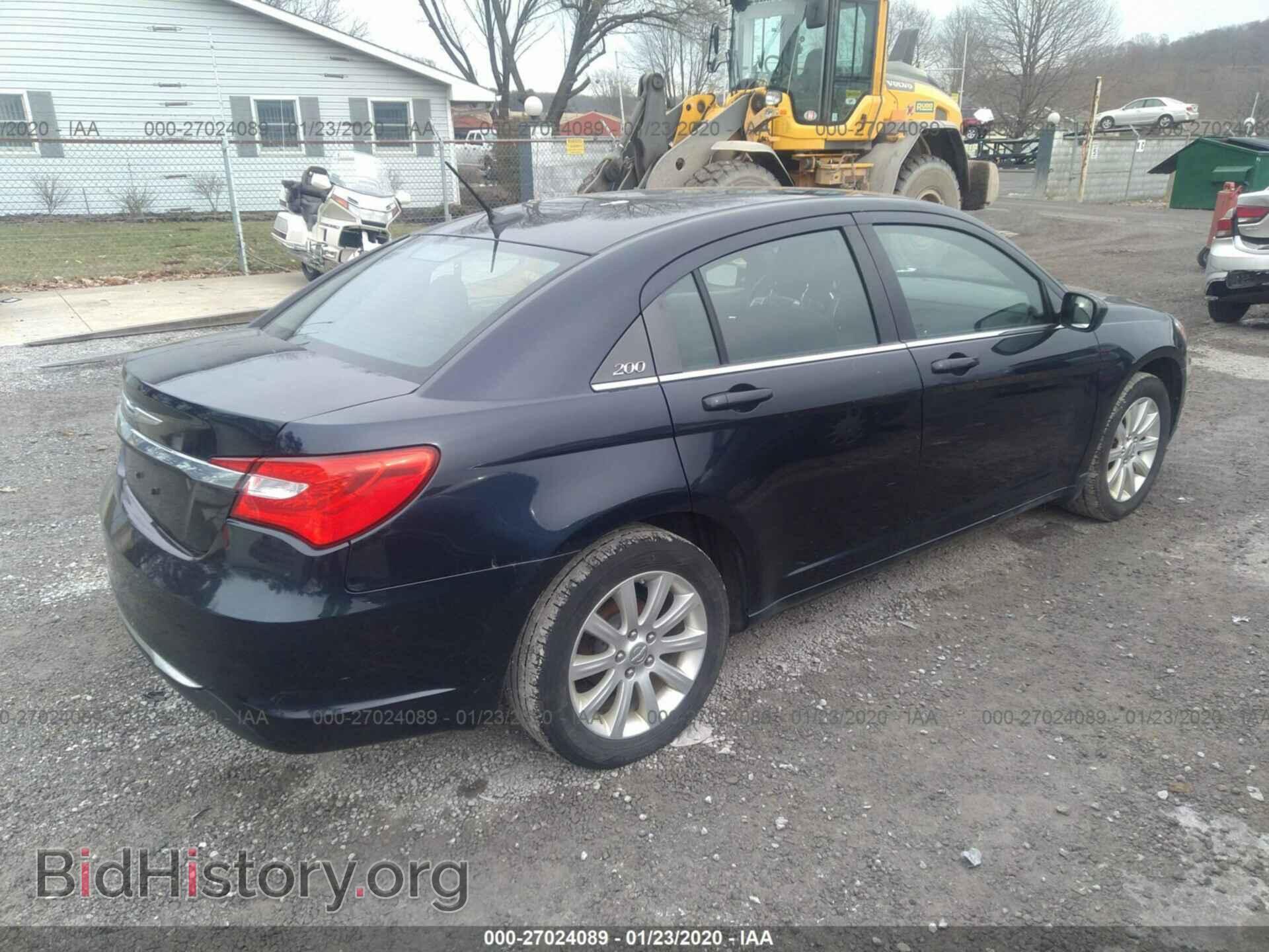 2011 CHRYSLER 200 - VIN: 1C3BC1FB2BN600270 - Photo 4