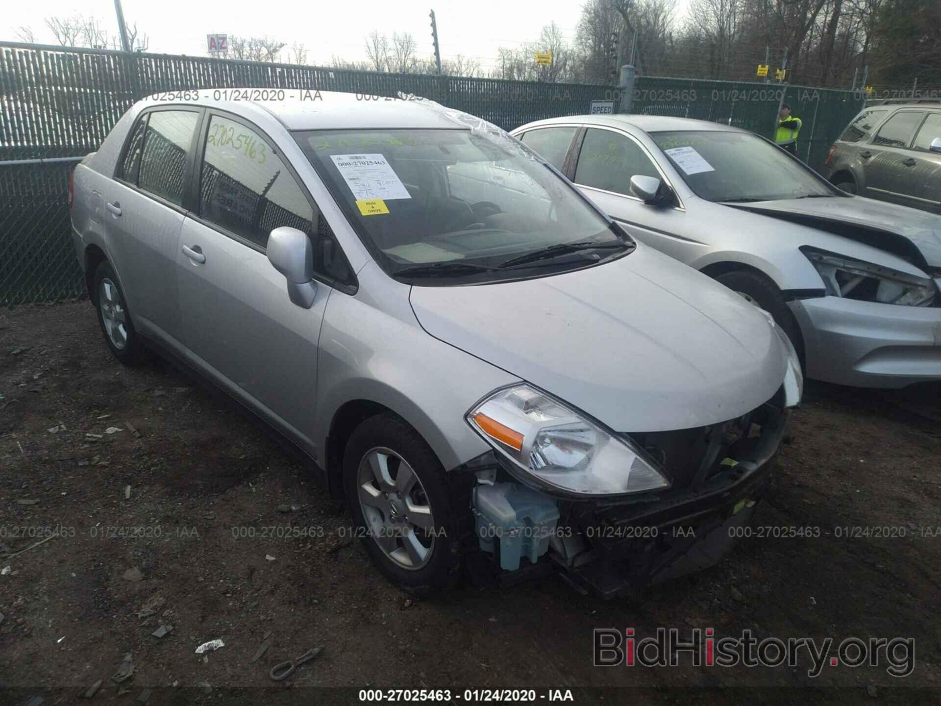 Photo 3N1BC1AP4BL417745 - NISSAN VERSA 2011