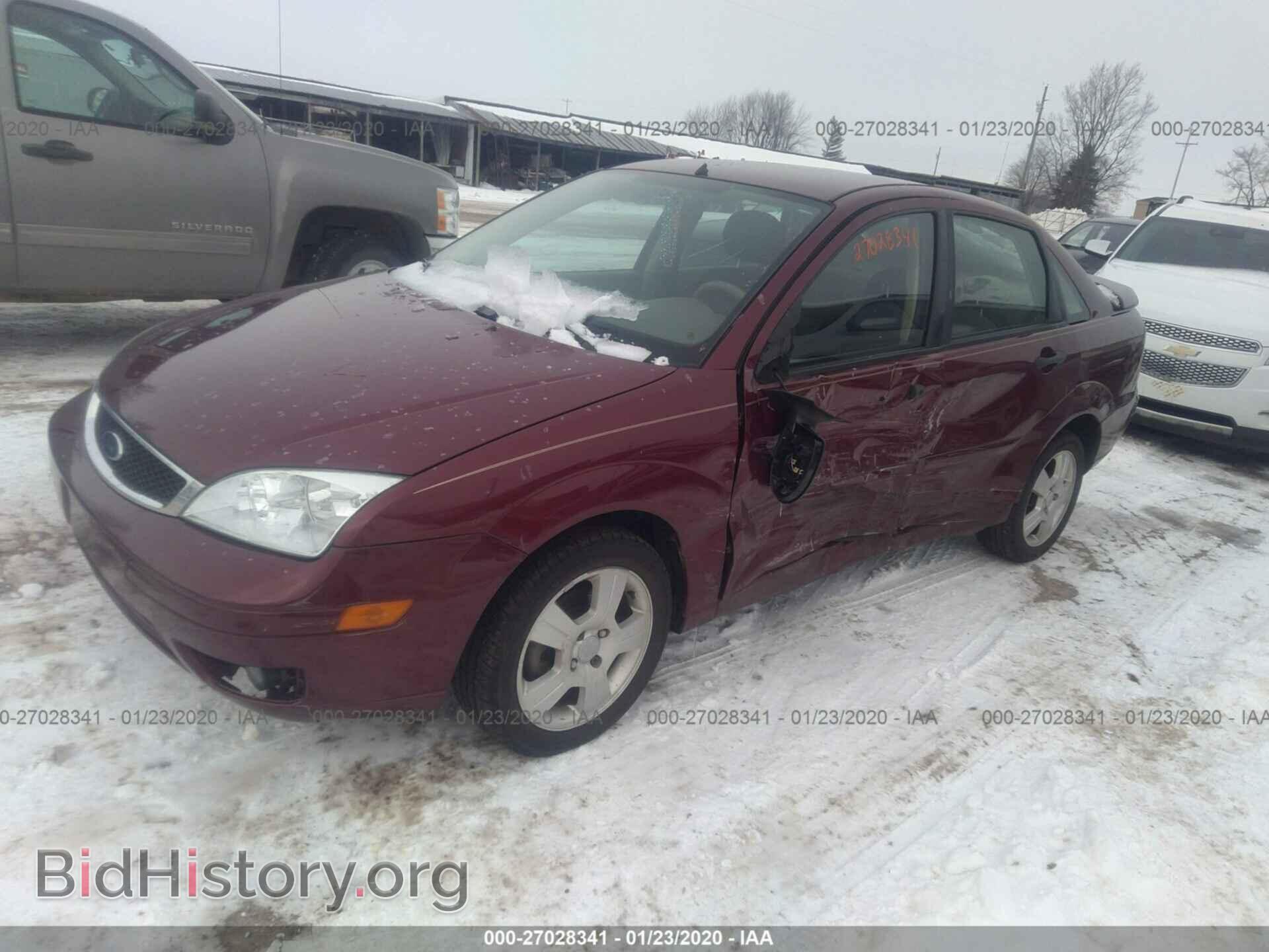 2007 FORD FOCUS - VIN: 1FAHP34N07W107780 - Фото 2