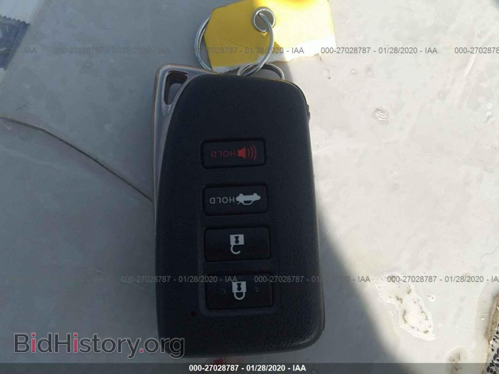 2014 LEXUS IS - VIN: JTHCE1D26E5002988 - Photo 11