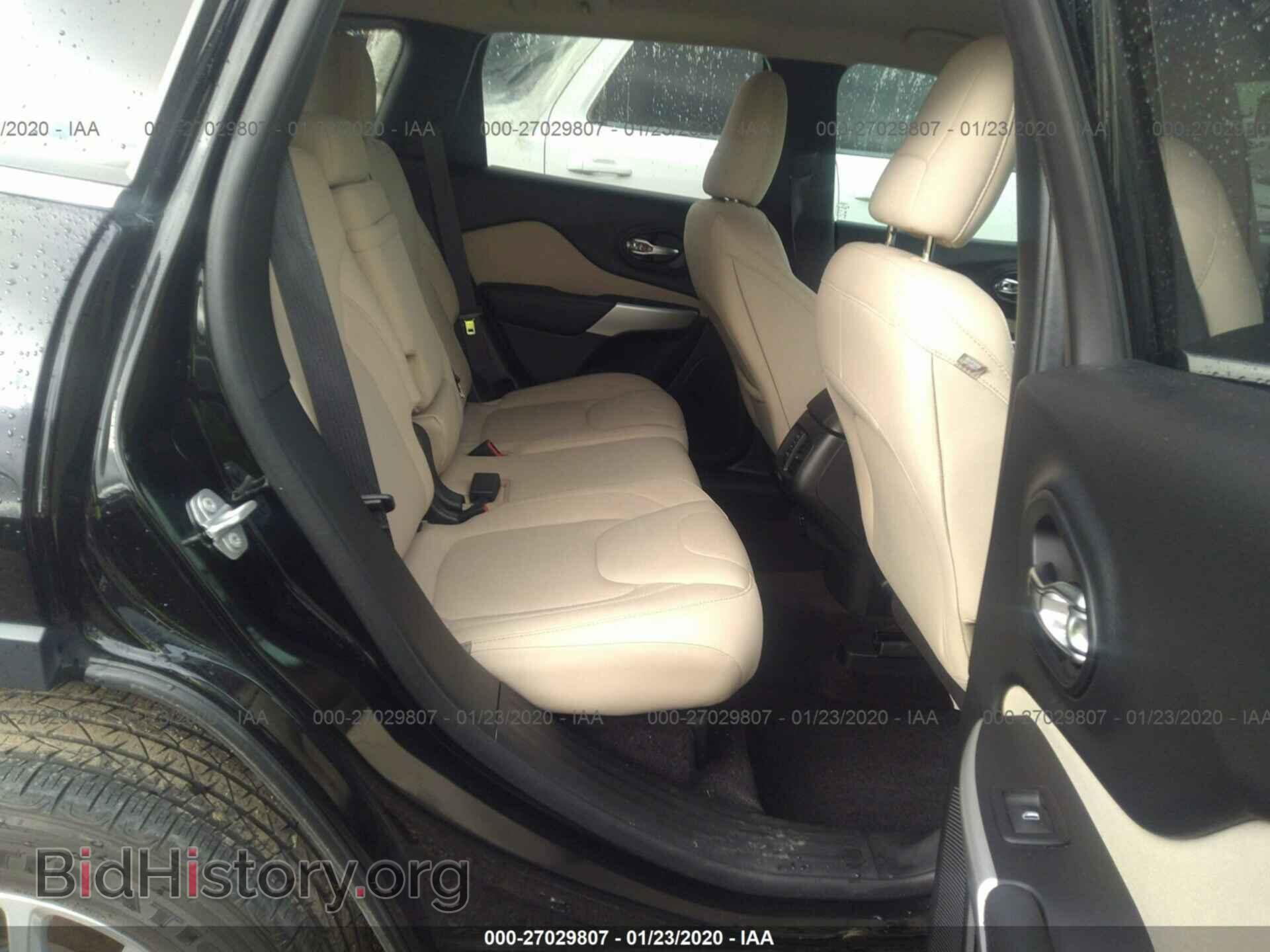 2017 JEEP CHEROKEE - VIN: 1C4PJLCB3HW660651 - Фото 8