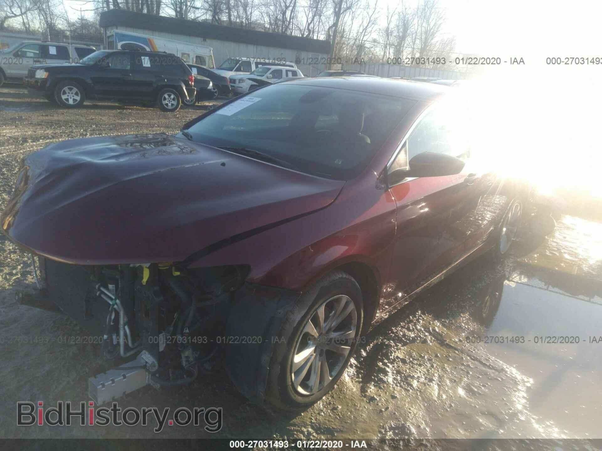 2016 CHRYSLER 200 - VIN: 1C3CCCAB0GN104138 - Фото 2