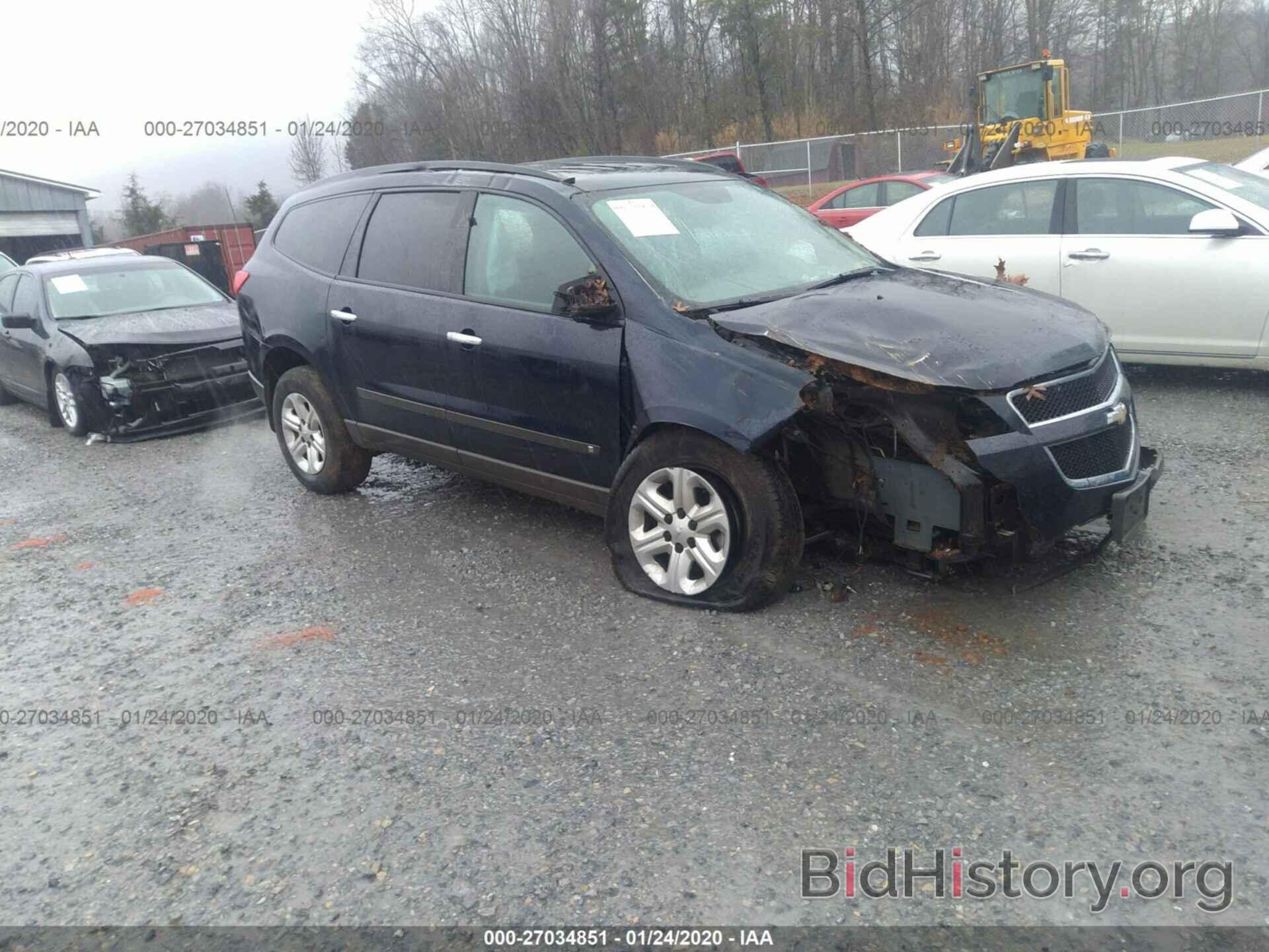 Photo 1GNLREED3AS135935 - CHEVROLET TRAVERSE 2010