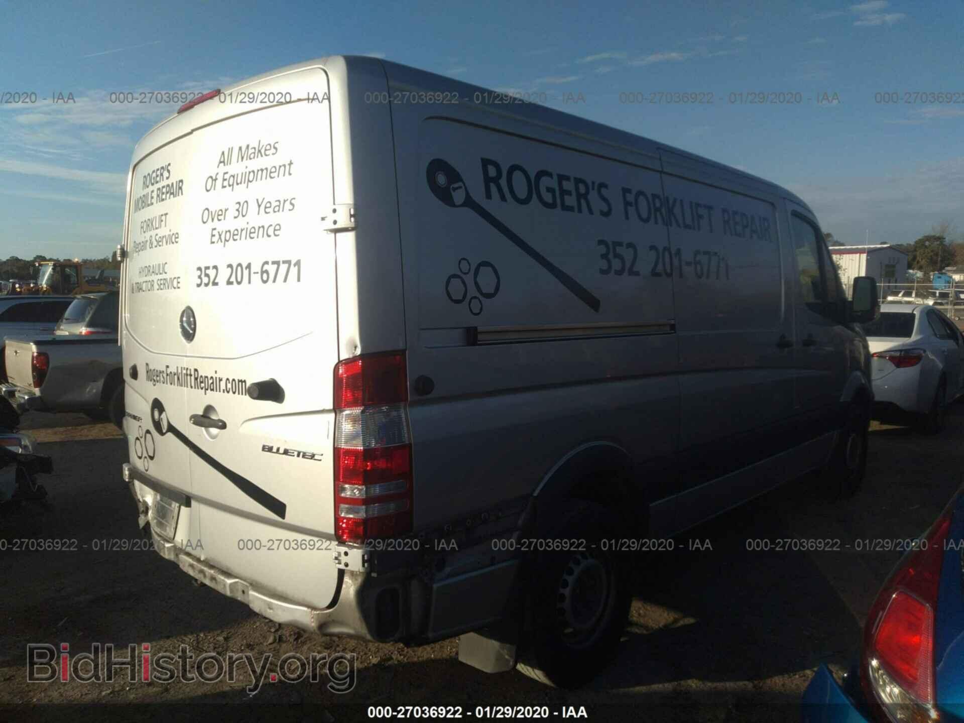 2014 MERCEDES-BENZ SPRINTER - VIN: WD3PE7CC4E5857523 - Фото 4