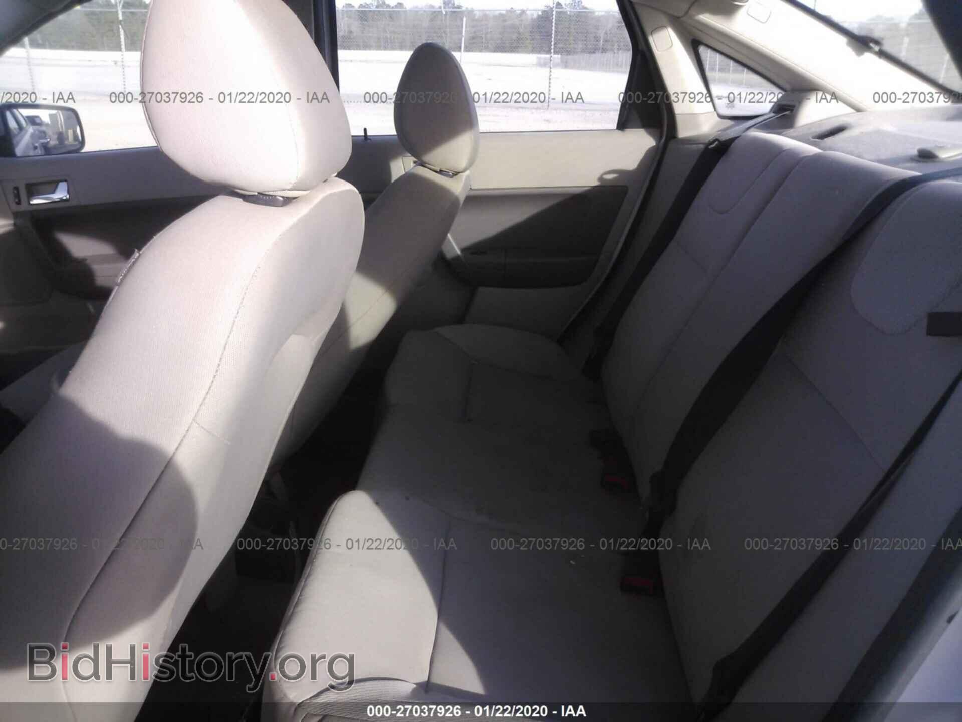 2008 FORD FOCUS - VIN: 1FAHP35N58W152942 - Фото 8