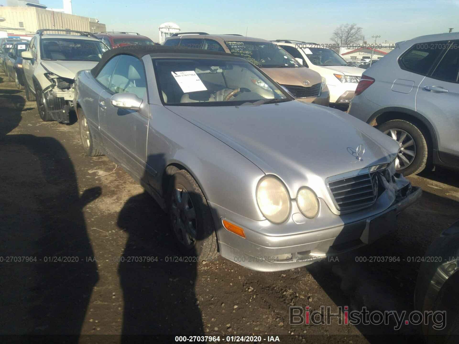 Photo WDBLK65G6YT046117 - MERCEDES-BENZ CLK 2000