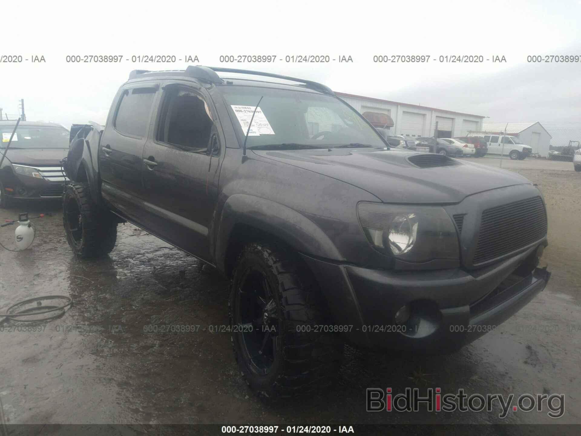 Photo 3TMLU4EN8AM050768 - TOYOTA TACOMA 2010