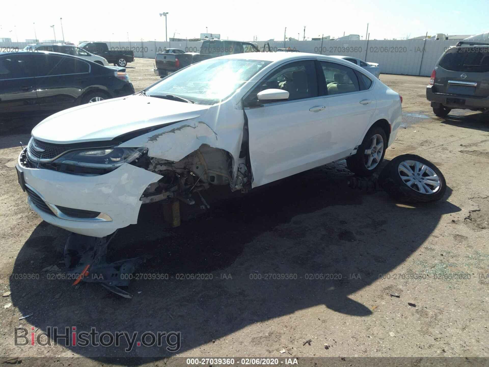 2015 CHRYSLER 200 - VIN: 1C3CCCAB1FN602394 - Photo 2