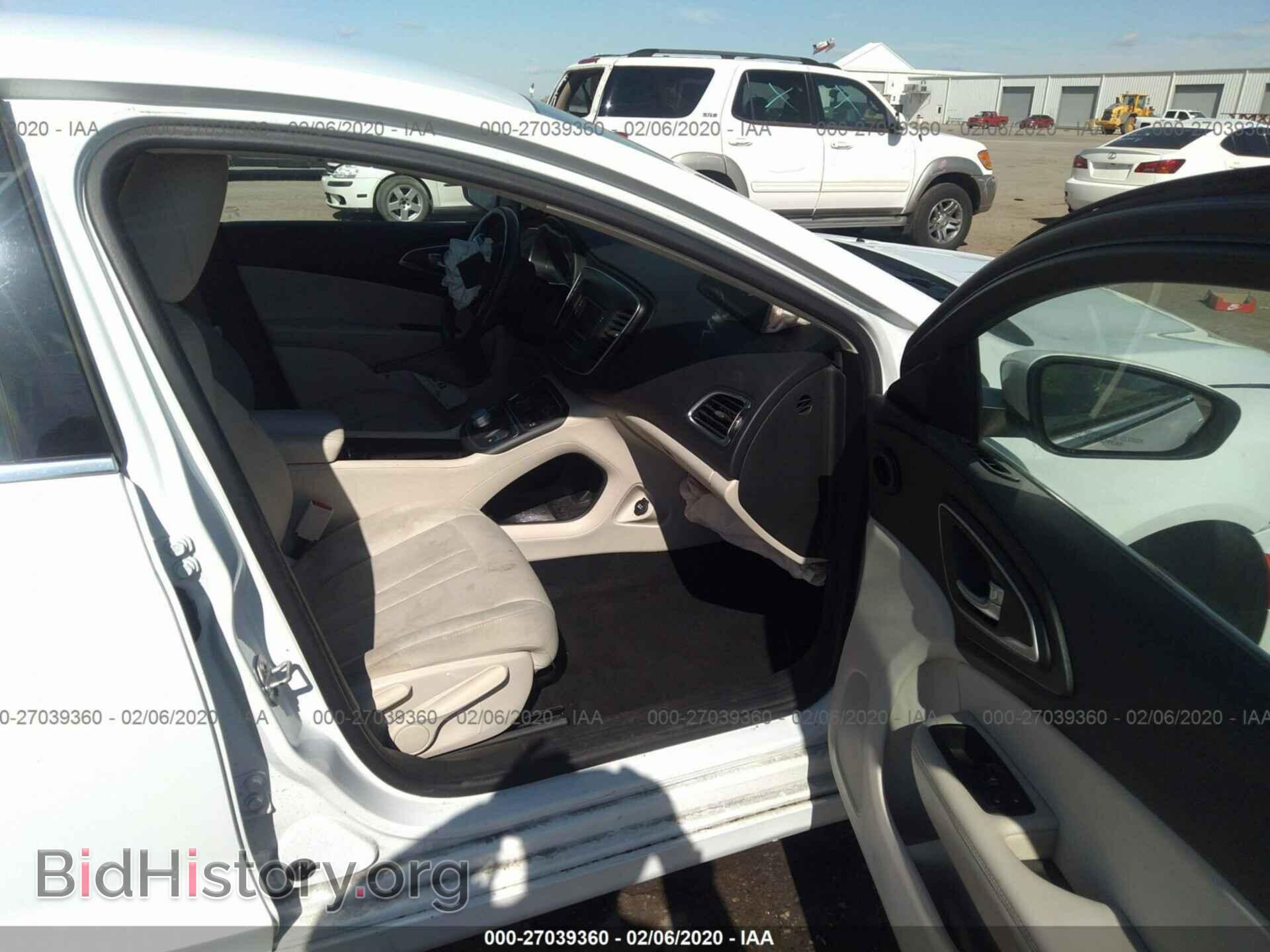 2015 CHRYSLER 200 - VIN: 1C3CCCAB1FN602394 - Photo 5