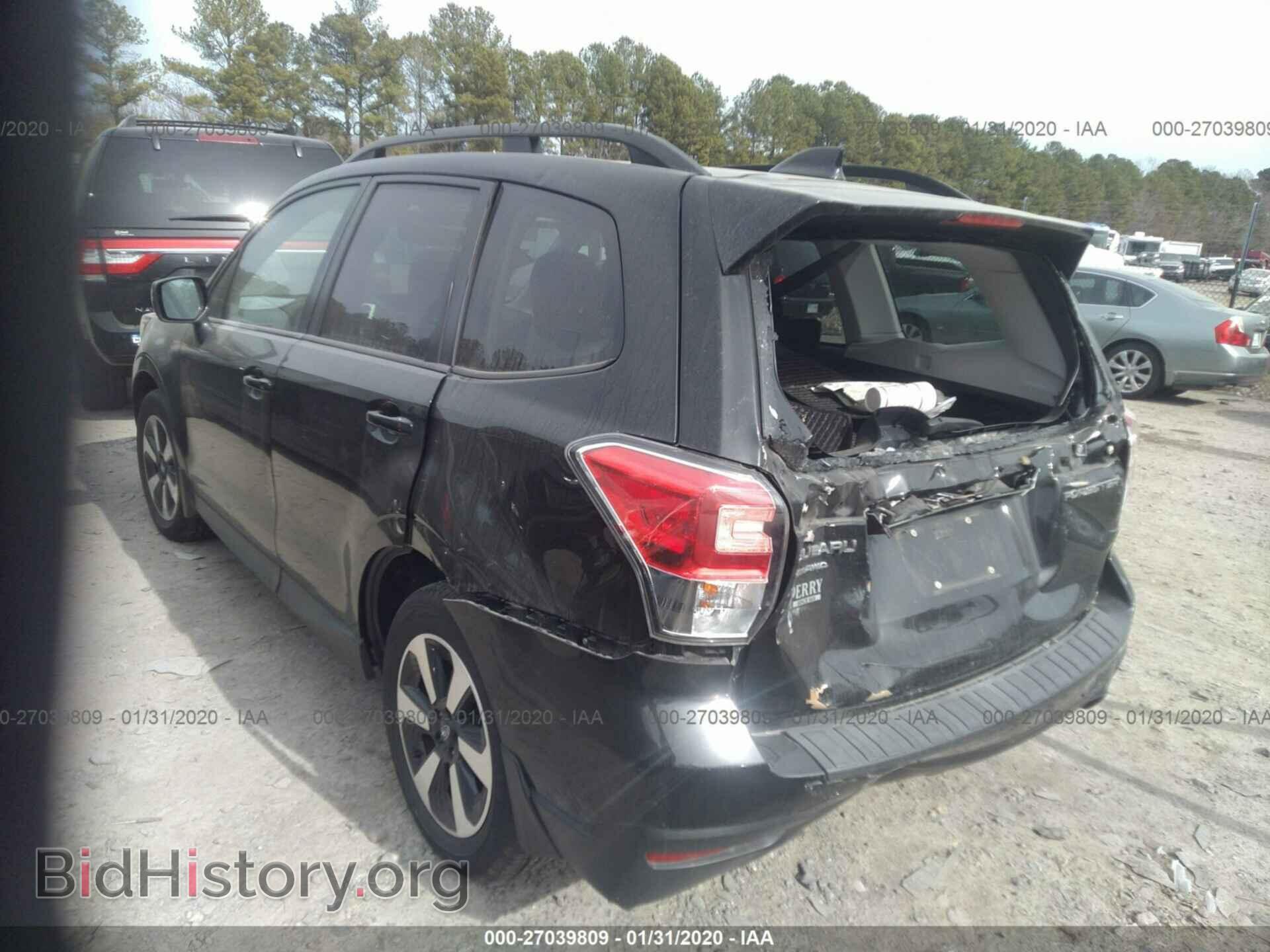 2018 SUBARU FORESTER - VIN: JF2SJAGC8JH523671 - Фото 3