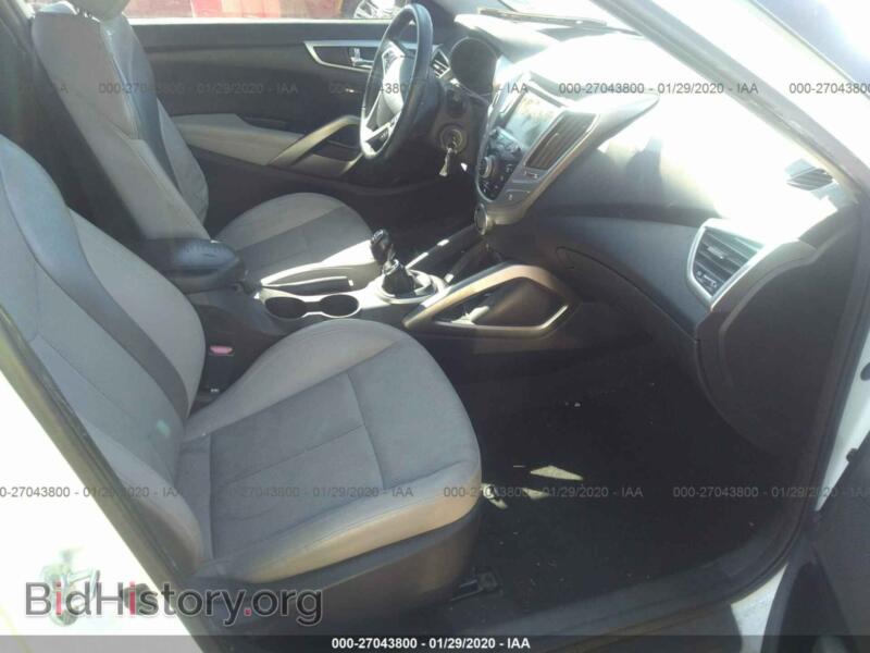 2013 Hyundai VELOSTER (VIN KMHTC6AD7DU088421) — фото 5 из 11