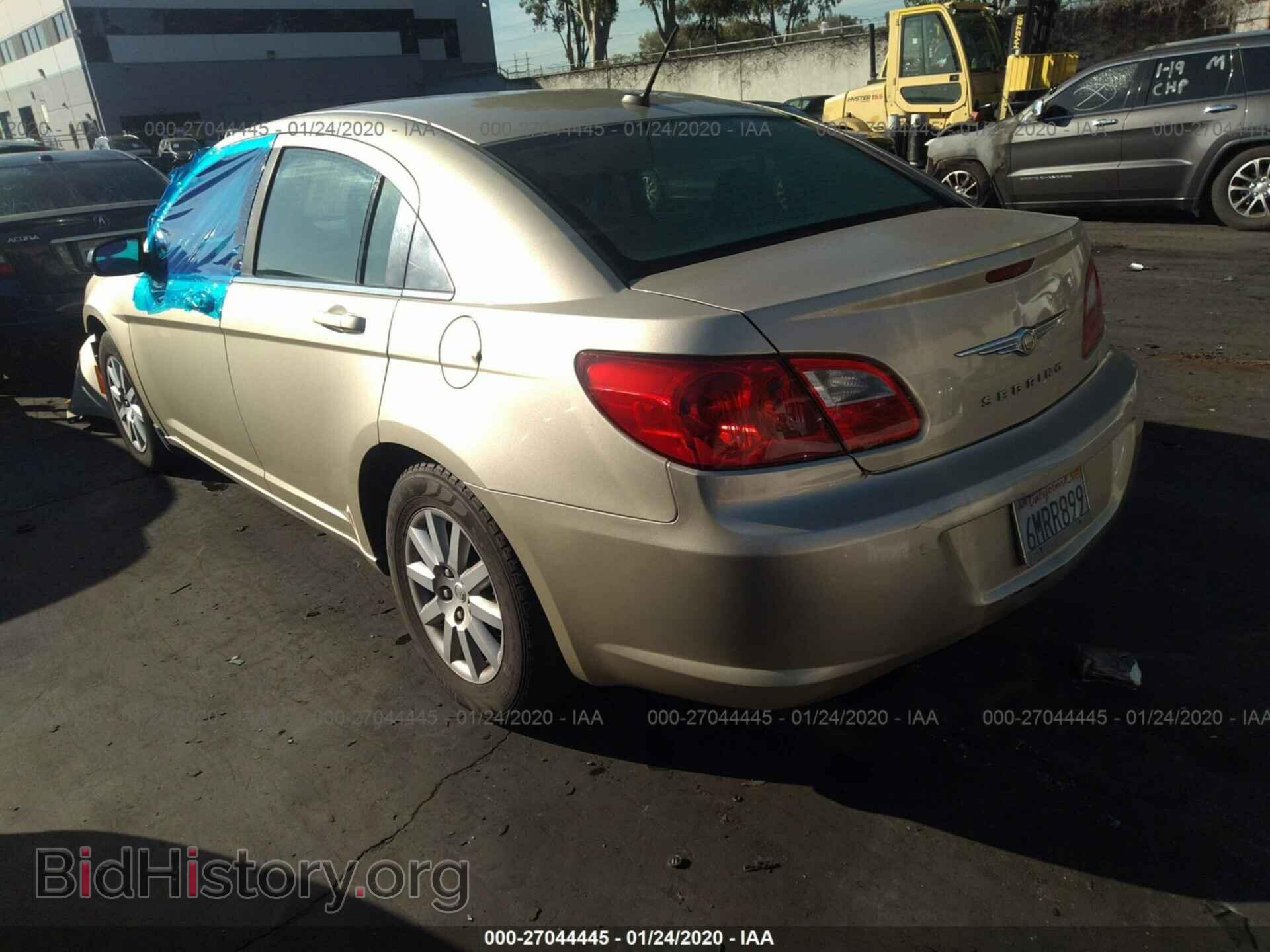 2010 CHRYSLER SEBRING - VIN: 1C3CC4FB6AN197155 - Фото 3