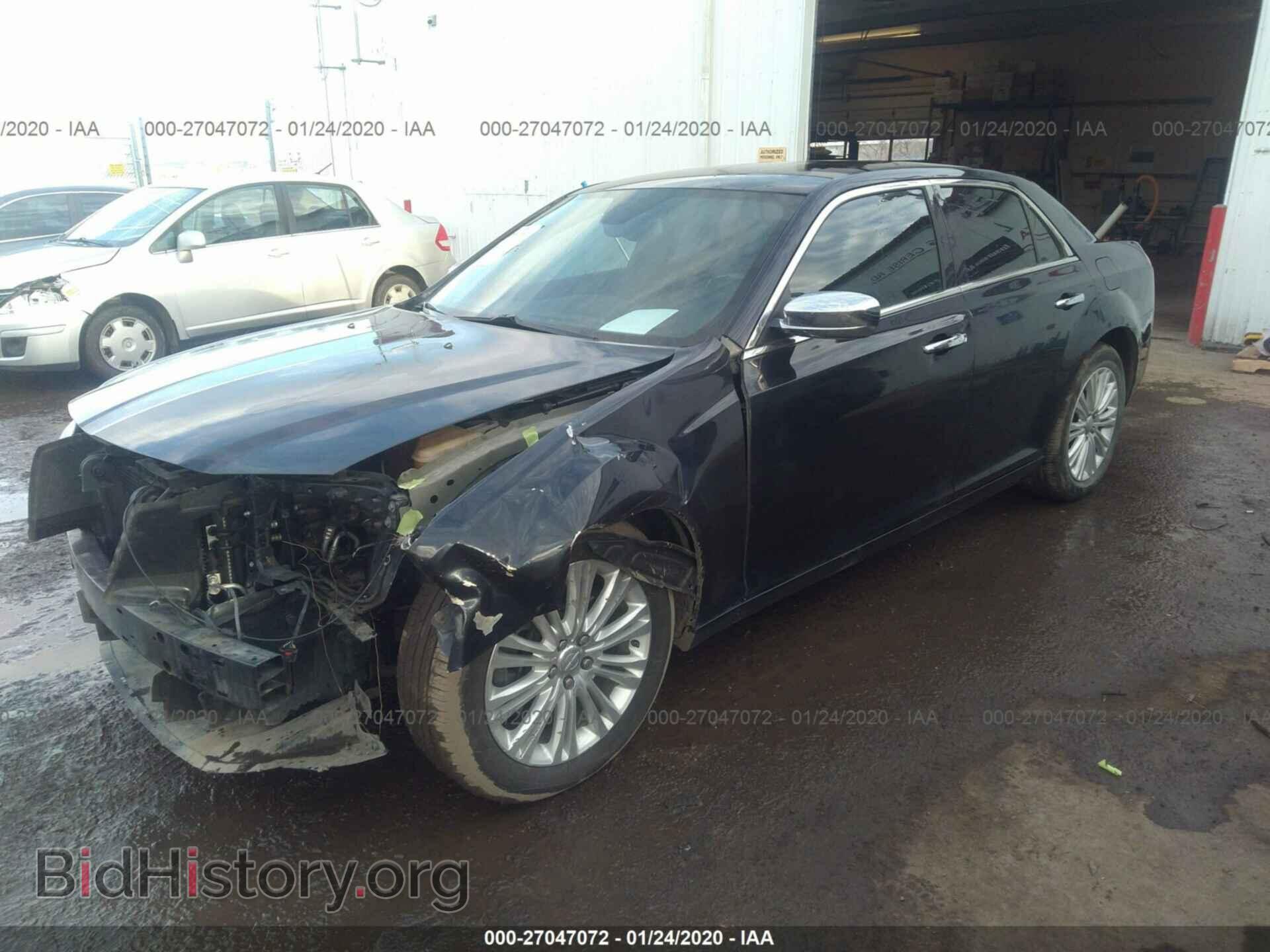 2012 CHRYSLER 300C - VIN: 2C3CCAKT2CH266335 - Фото 2