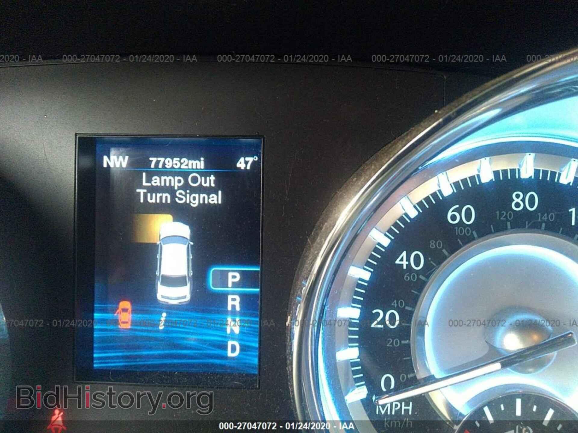 2012 CHRYSLER 300C - VIN: 2C3CCAKT2CH266335 - Фото 7