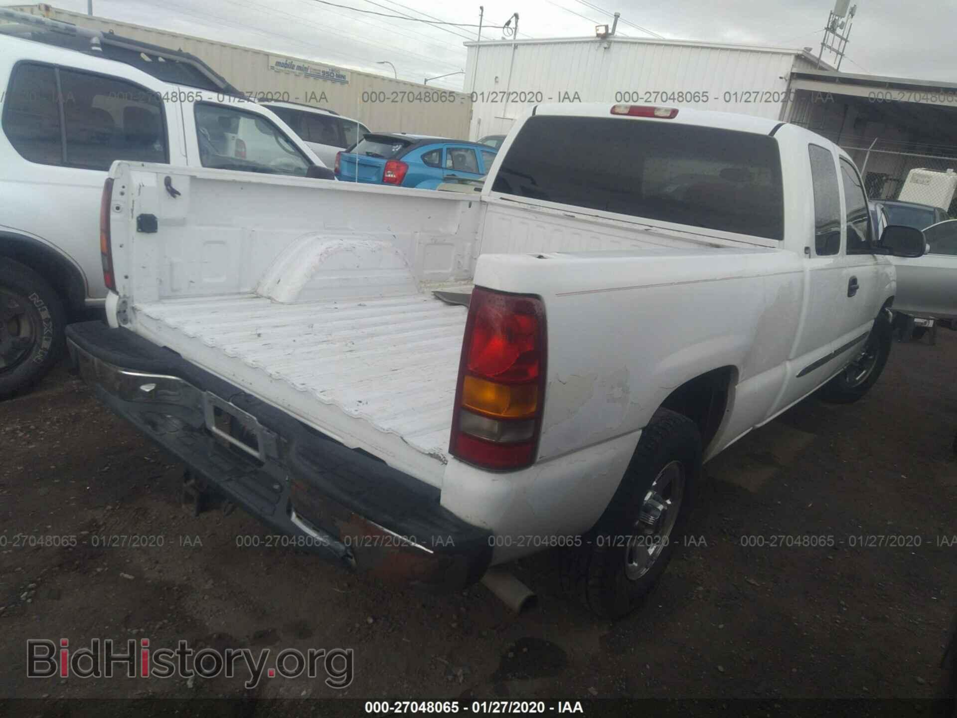 2003 GMC NEW SIERRA - VIN: 2GTEC19V031333132 - Фото 4