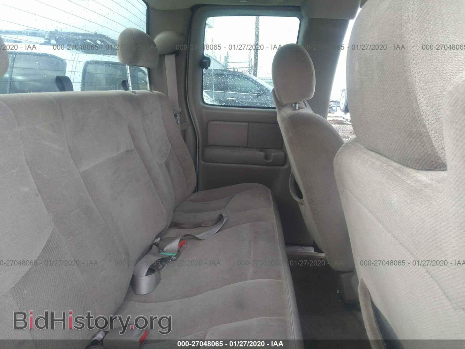 2003 GMC NEW SIERRA - VIN: 2GTEC19V031333132 - Фото 8