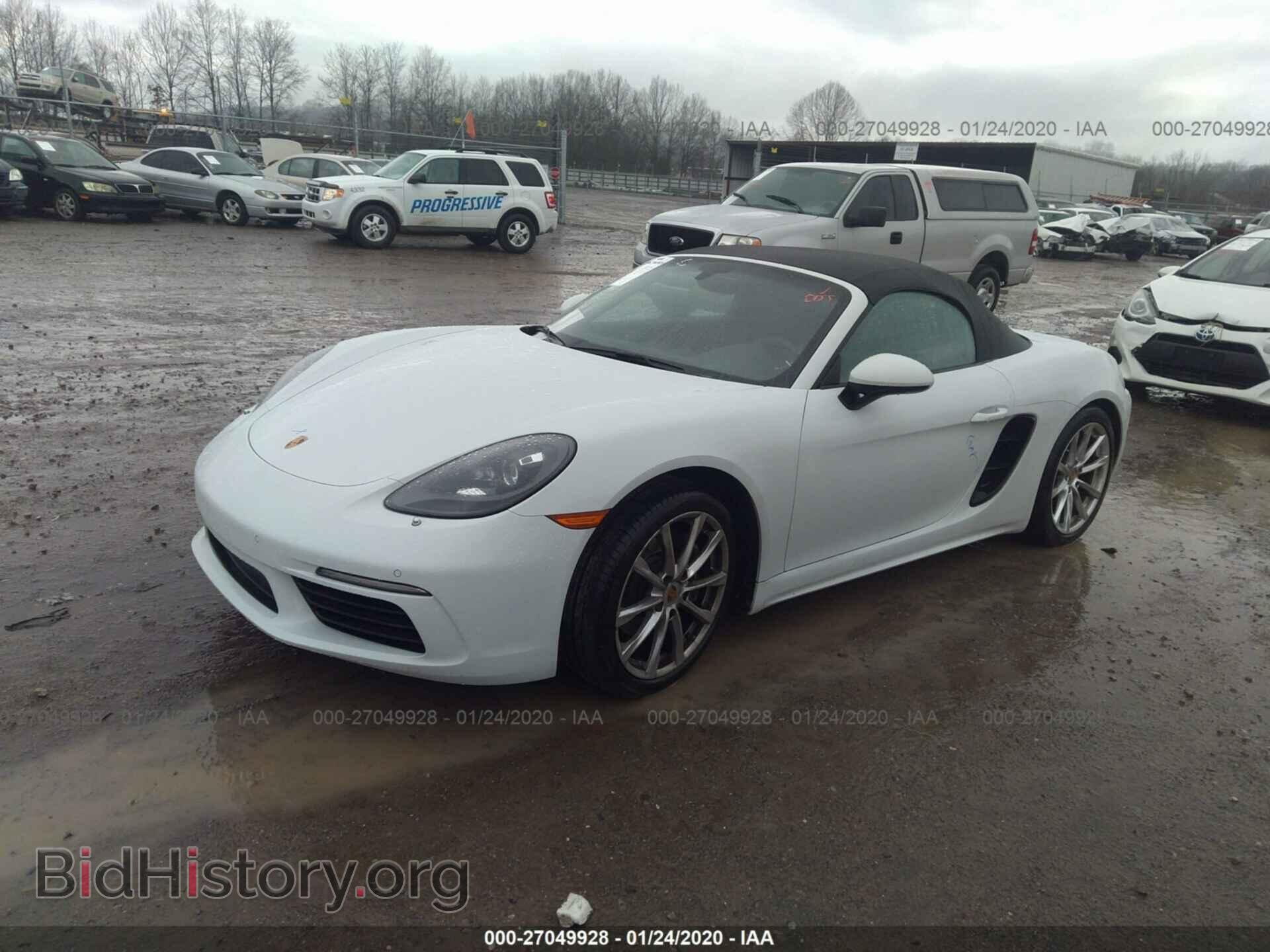 2017 PORSCHE BOXSTER - VIN: WP0CA2A83HS220727 - Photo 2